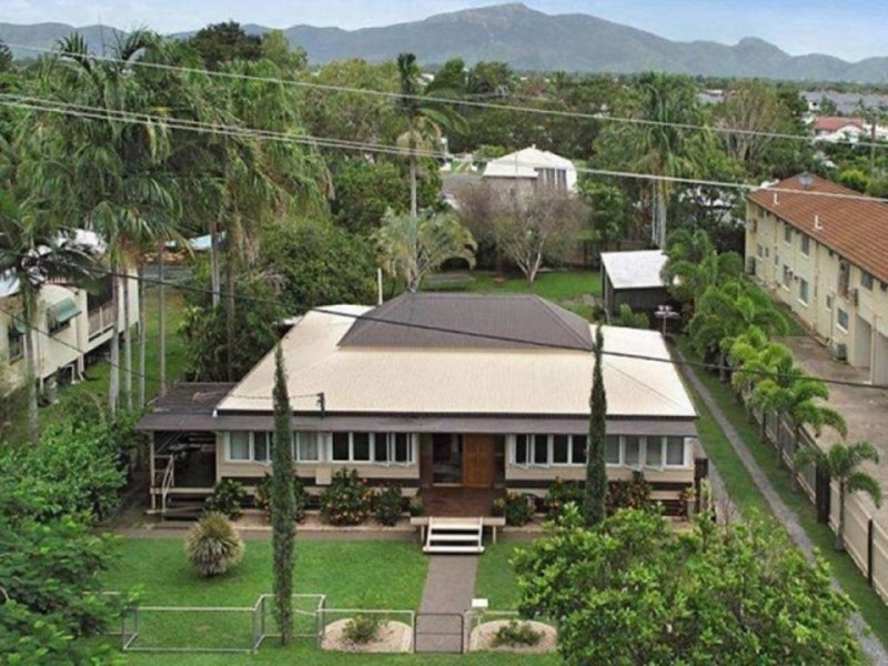 28 Ralston Street, WEST END QLD 4810