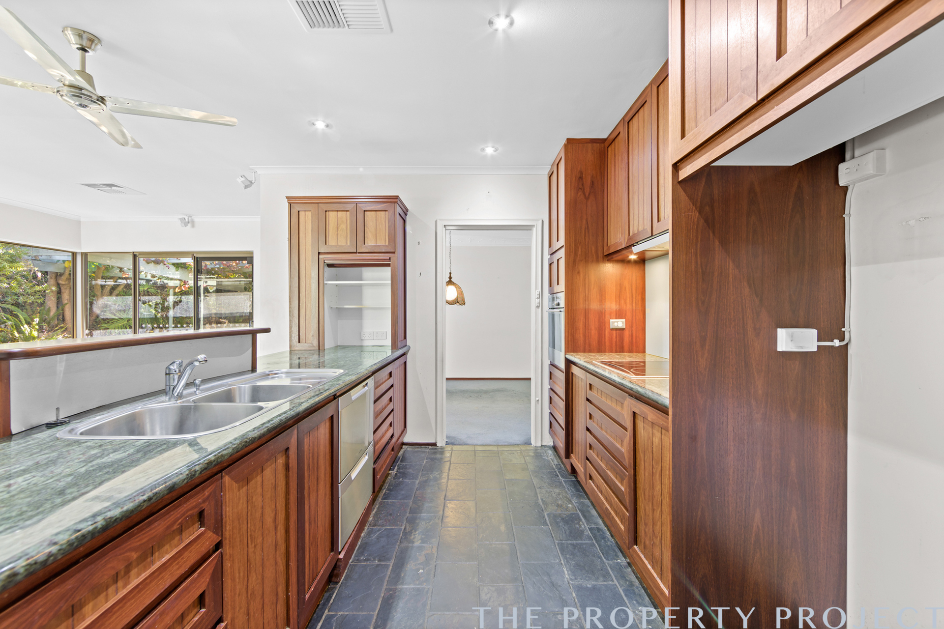 27 Sandover Drive Karrinyup WA 6018