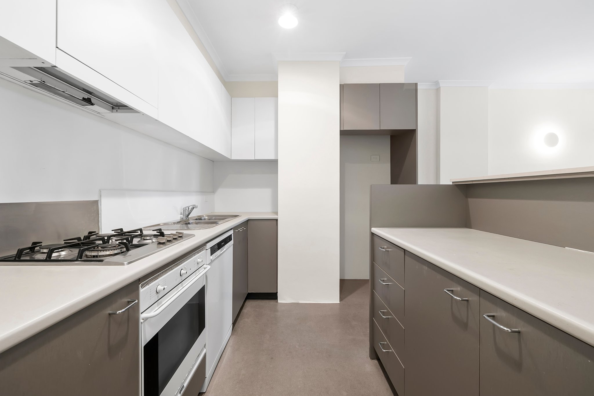 C402/6-8 Crescent Street, Redfern Leased by The Gallery Real Estate - image 2