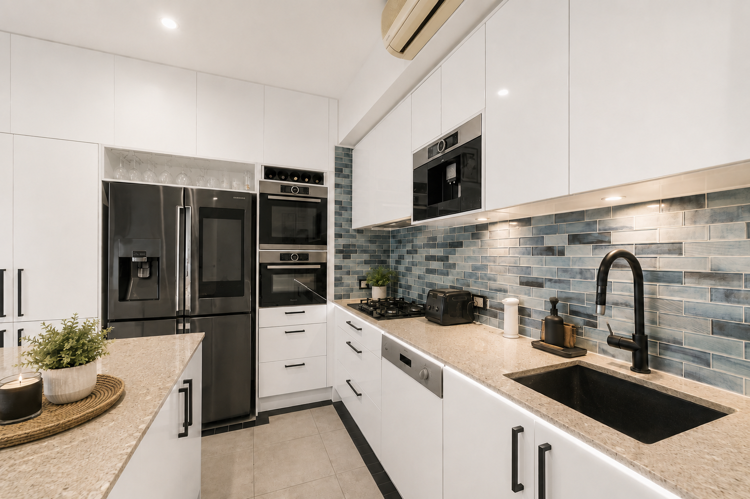 306 / 38 Skyring Tce, TENERIFFE QLD 4005