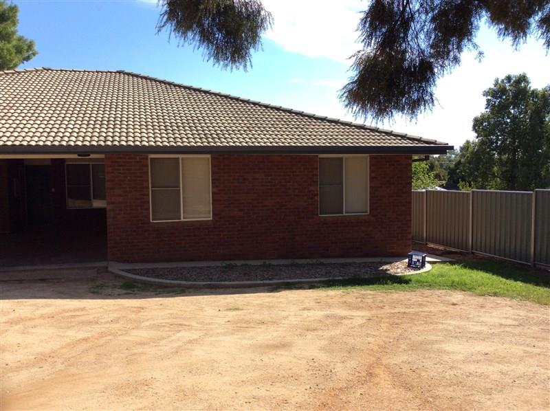 3 / 5 Willis Place Pl, FORBES NSW 2871