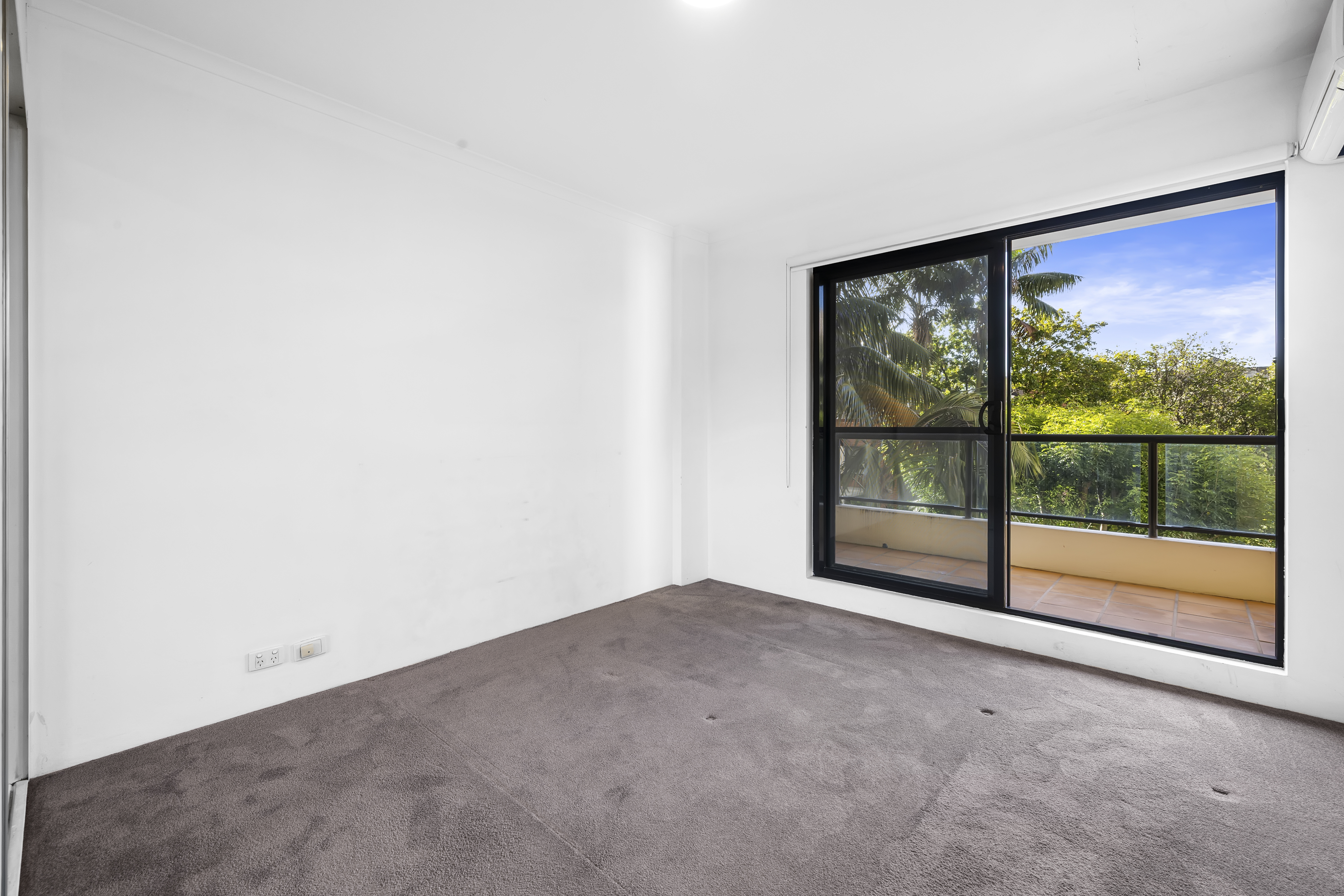 C420/6-8 Crescent Street, Redfern Leased by The Gallery Real Estate - image 3