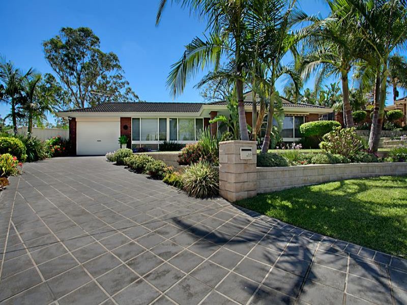 15 Mathis Pl, INGLEBURN NSW 2565