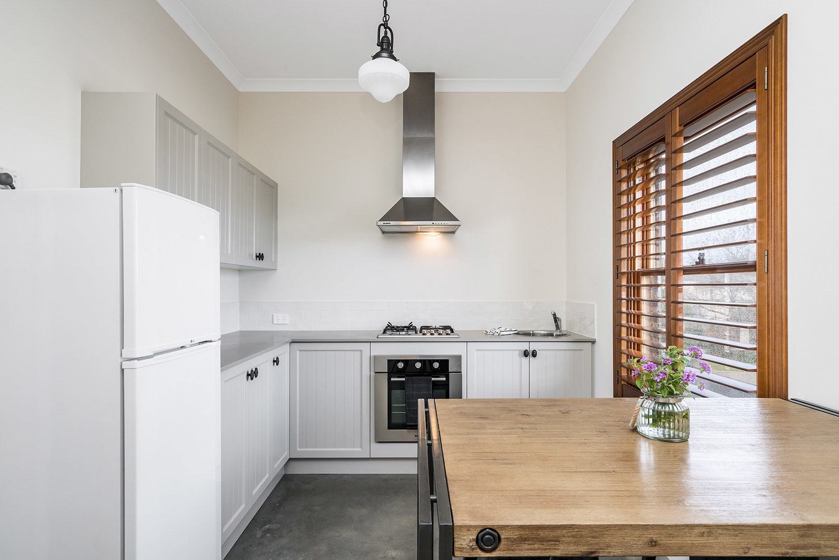 24 Leonora Street Como WA 6152