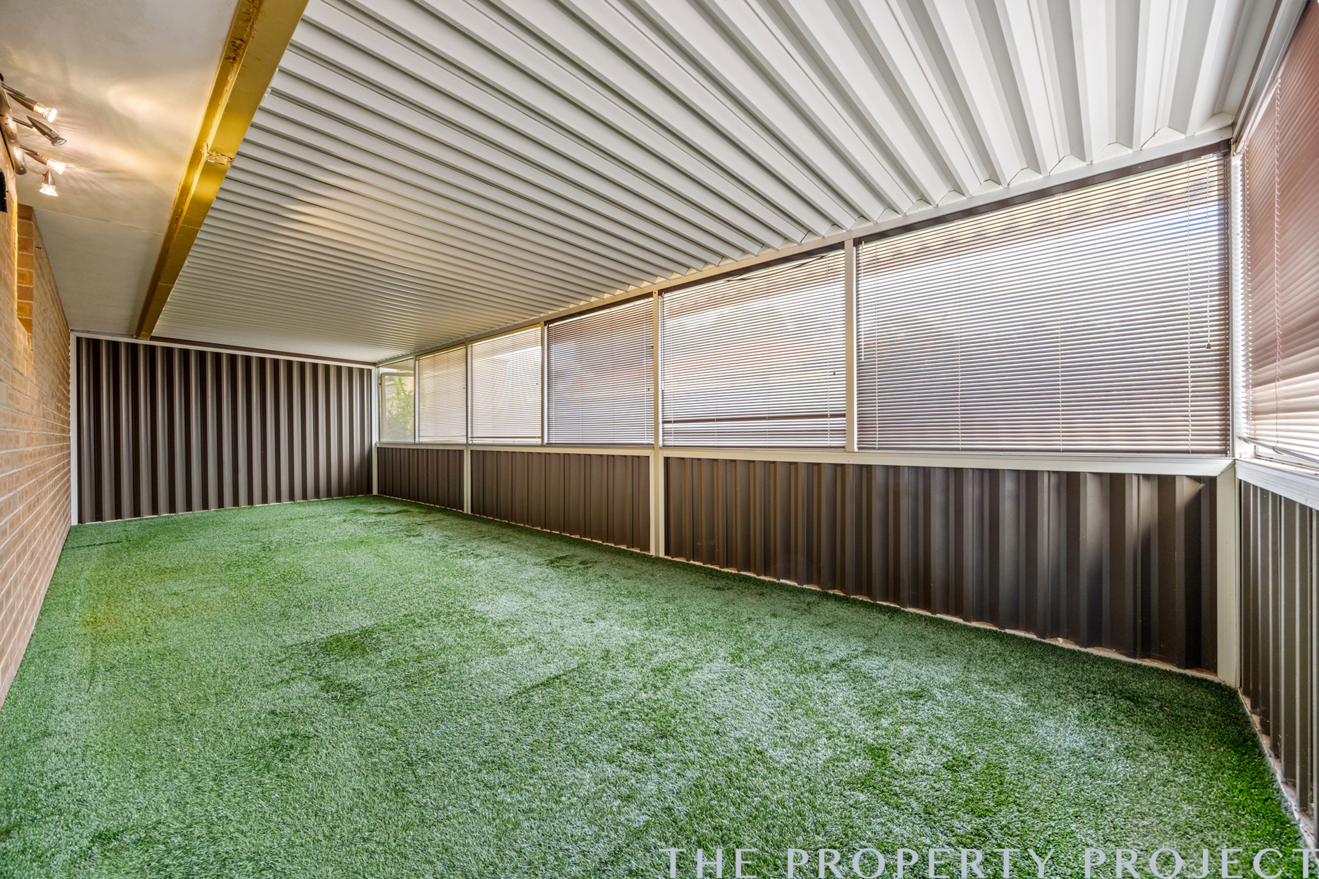 214 Blackadder Road Swan View WA 6056