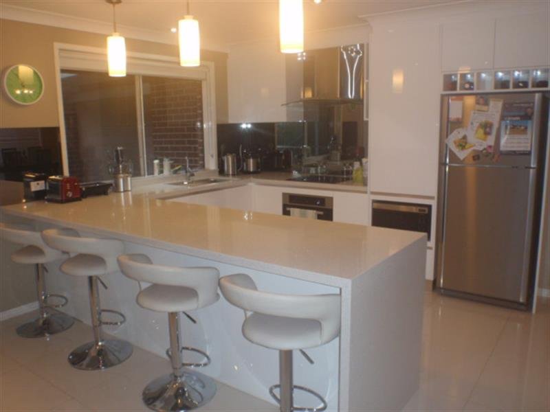 21 Robson Cres, ST HELENS PARK NSW 2560