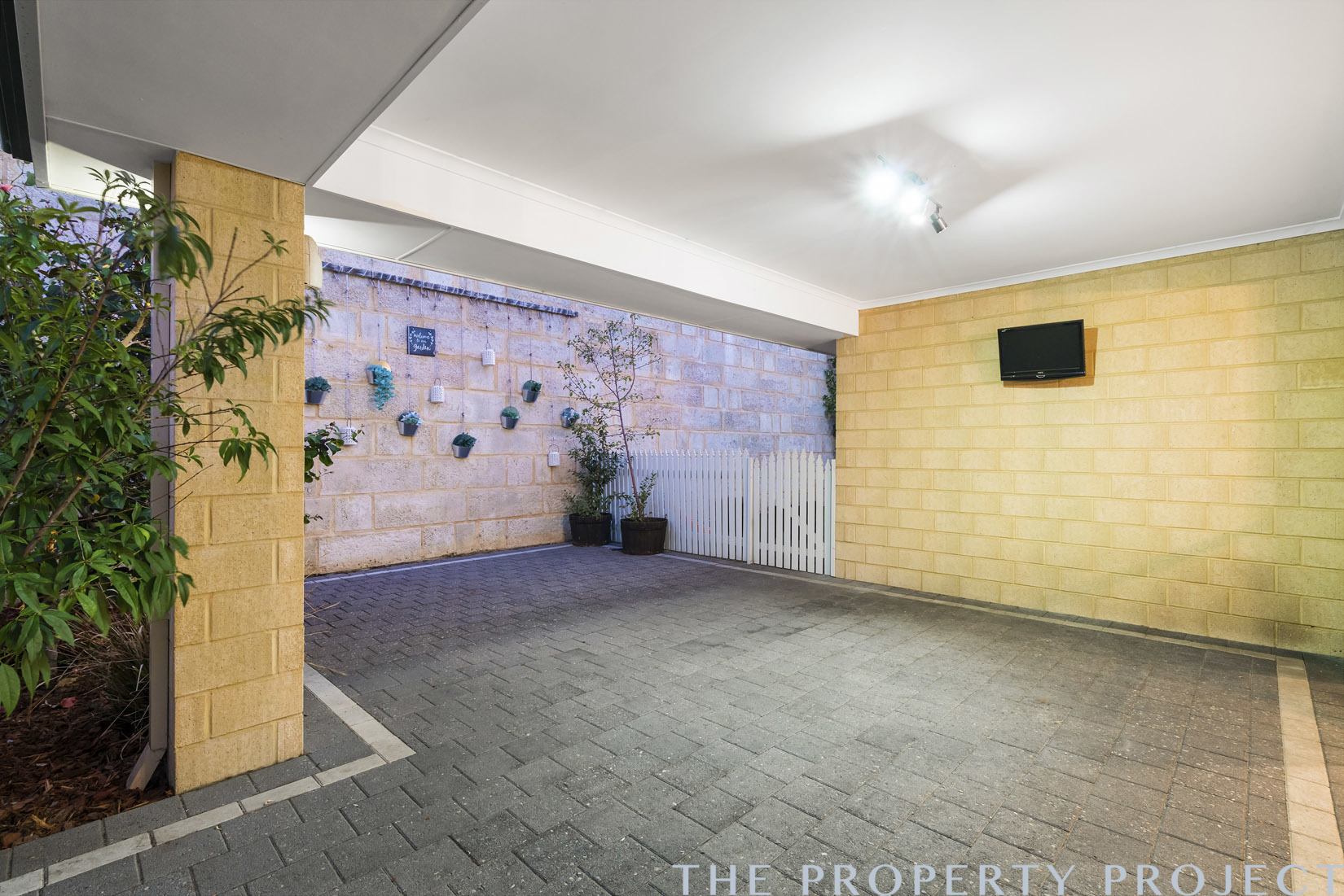 72 Appleby Drive Darch WA 6065