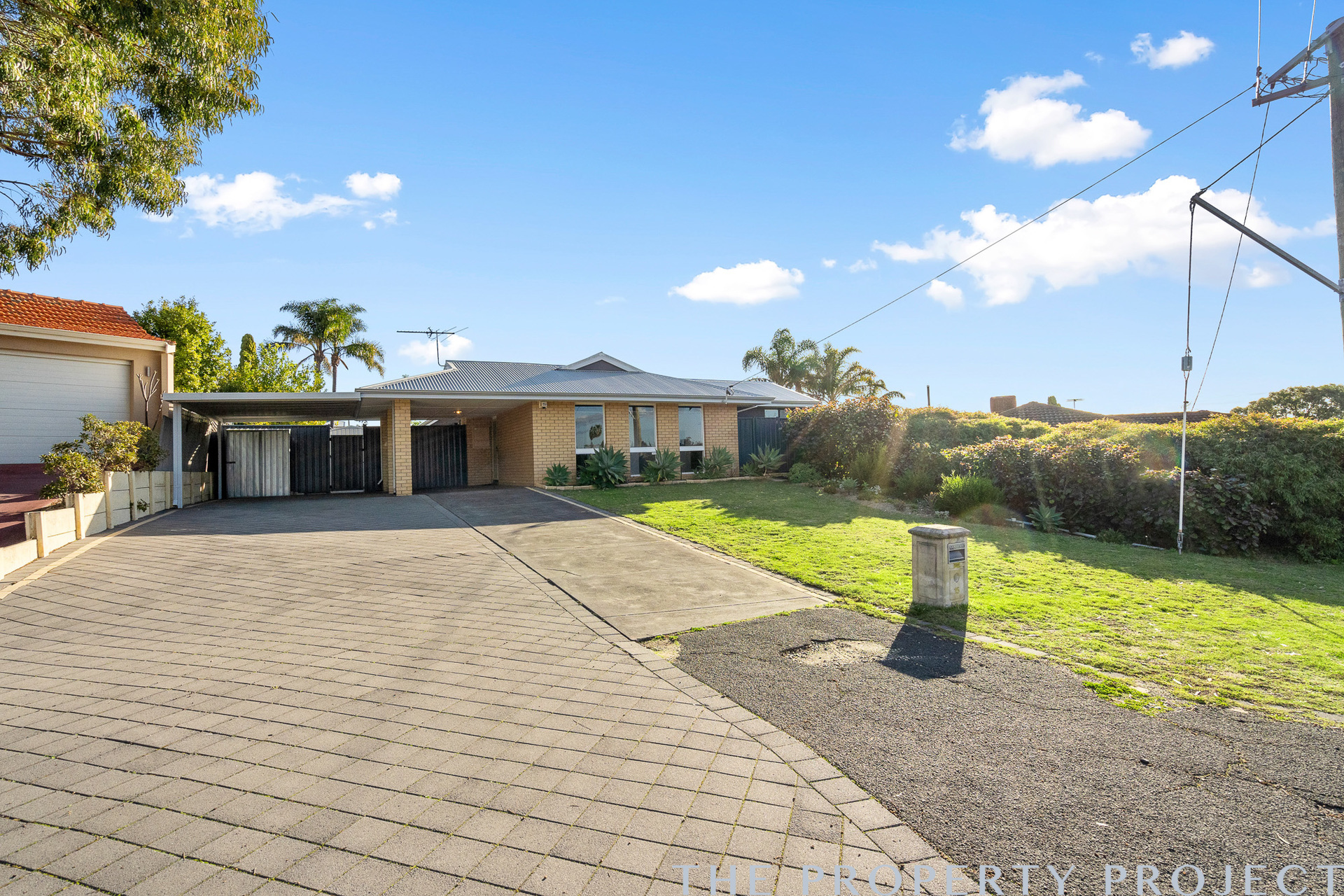 15 Rowlands Court Padbury WA 6025