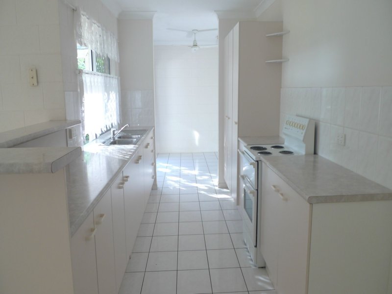 25 Tartan Place, RASMUSSEN QLD 4815