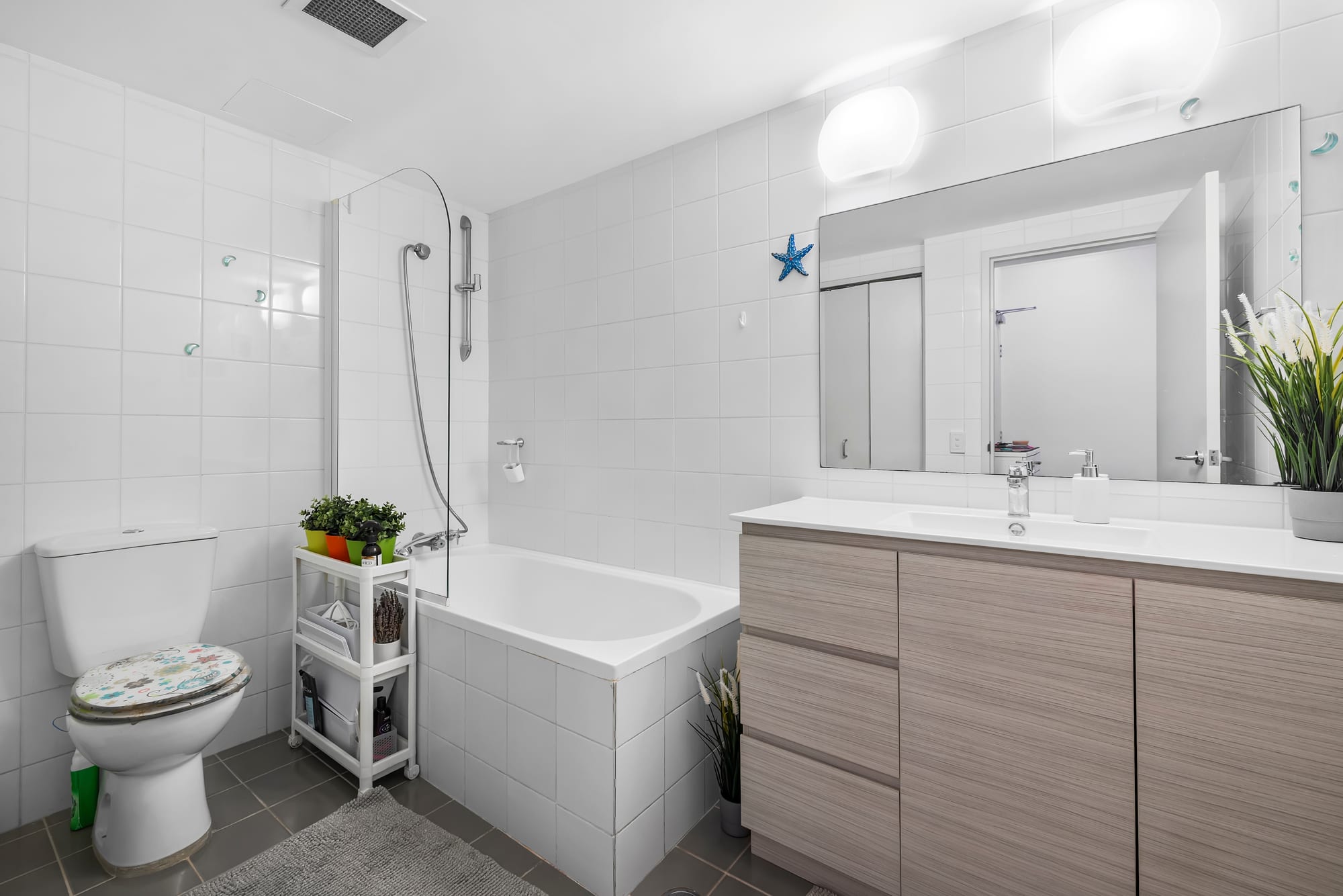 C320/6-8 Crescent Street, Redfern Leased by The Gallery Real Estate - image 5