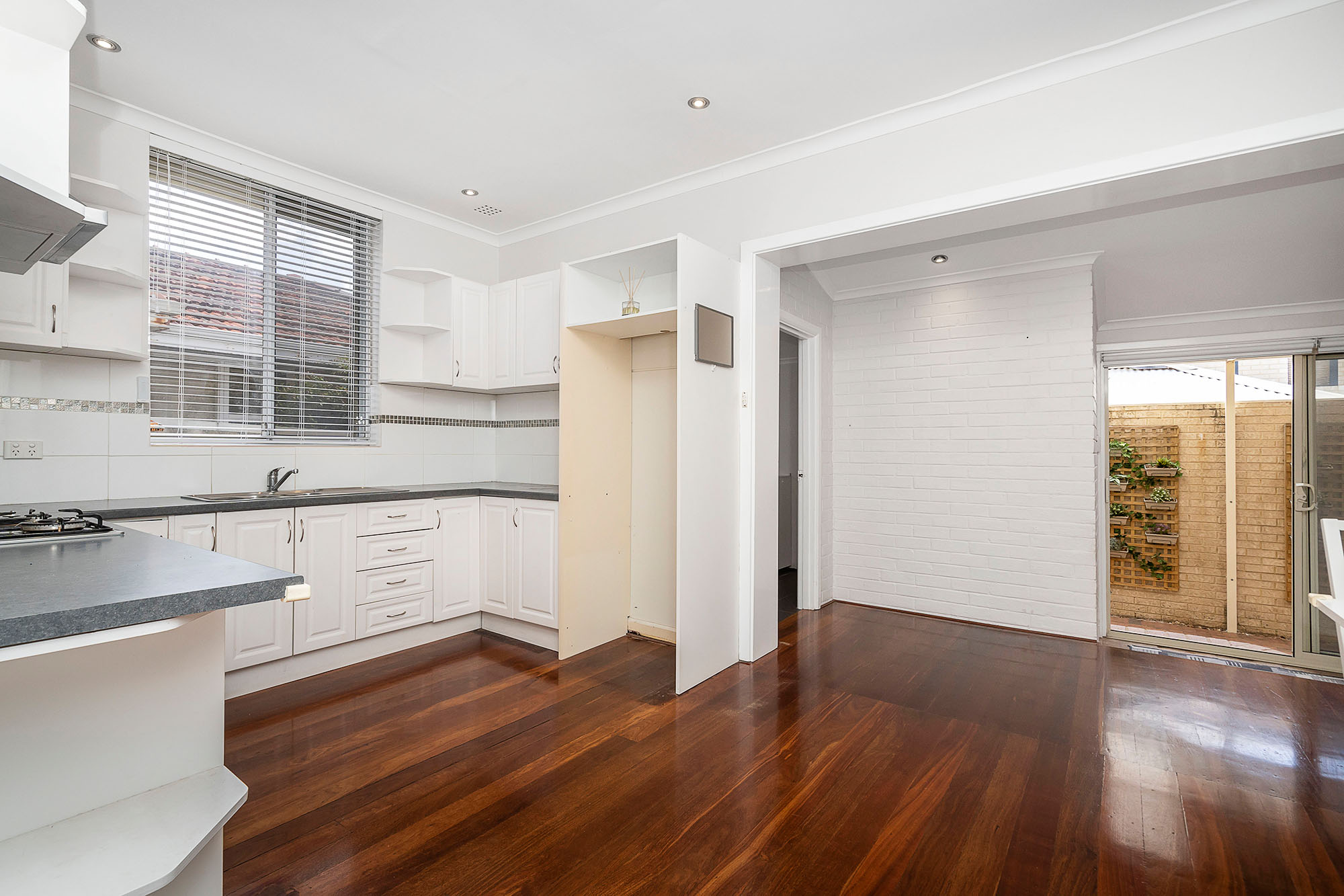 126 Flamborough St Doubleview WA 6018