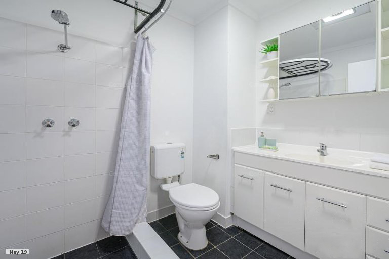 18 15 Flynn Street Churchlands WA 6018