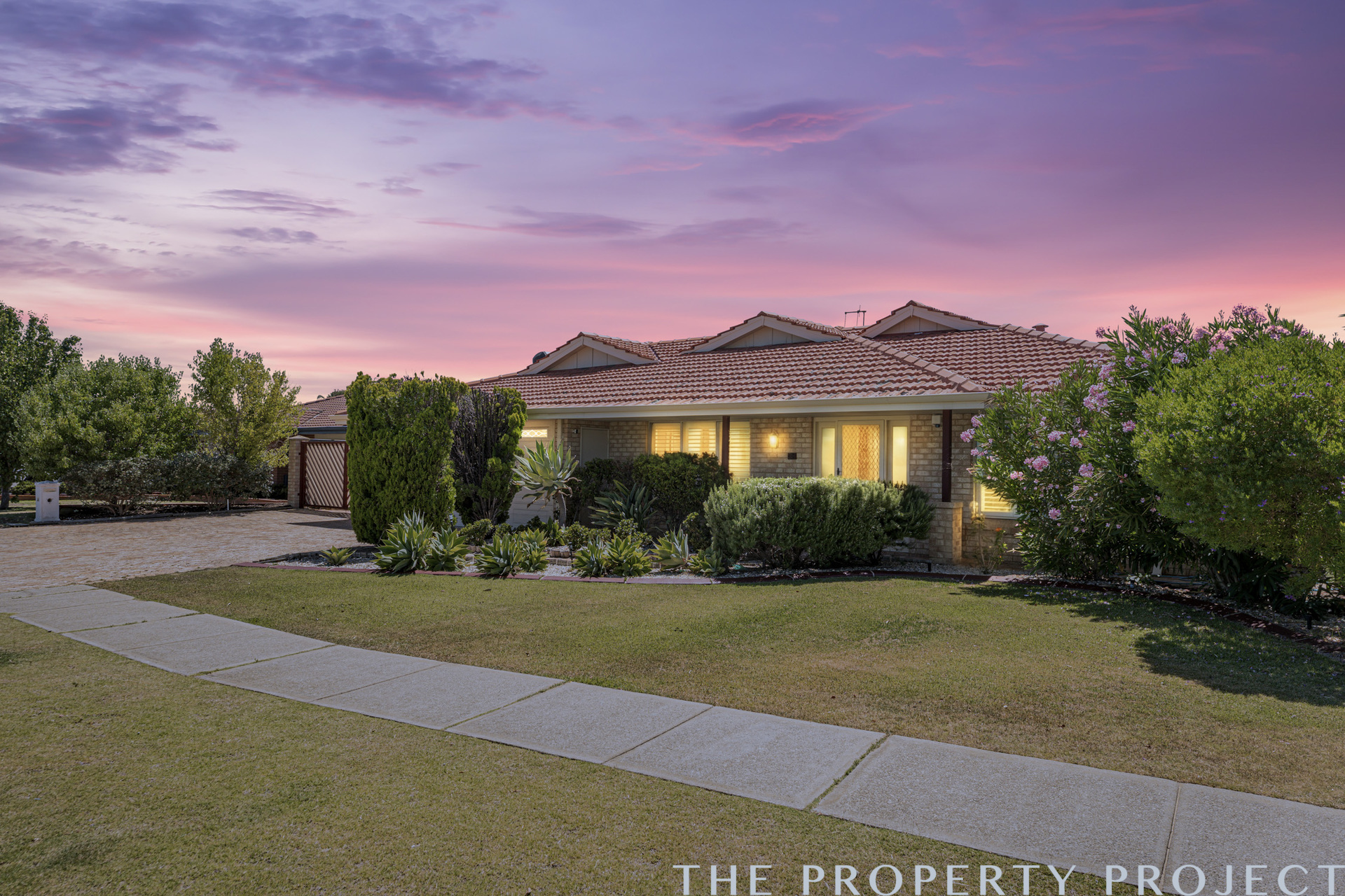 38 Camarino Drive Woodvale WA 6026