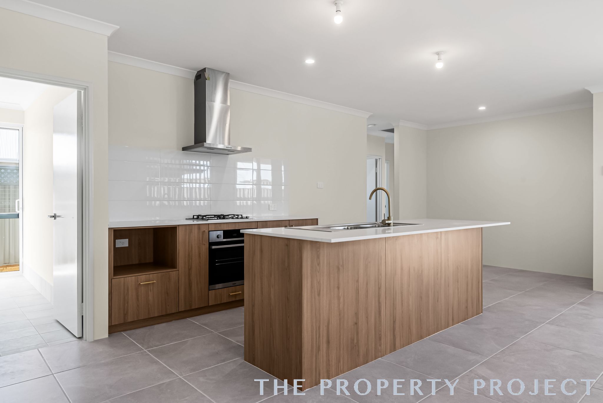 82 Ebrington Rd Wellard WA 6170