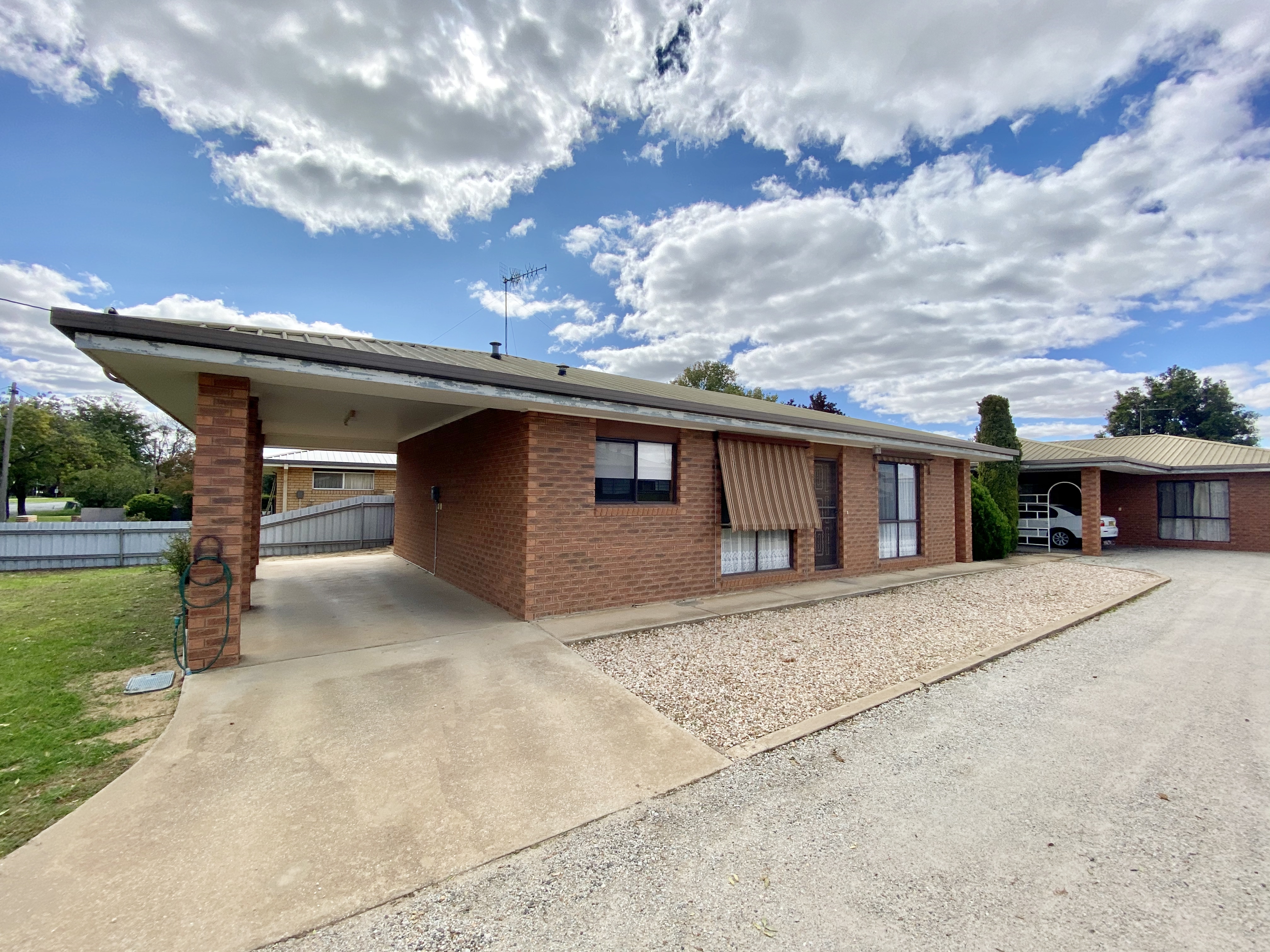 1 / 315 Sloane Street, DENILIQUIN NSW 2710