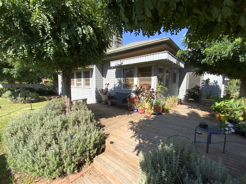 17 Wambat Street, FORBES NSW 2871