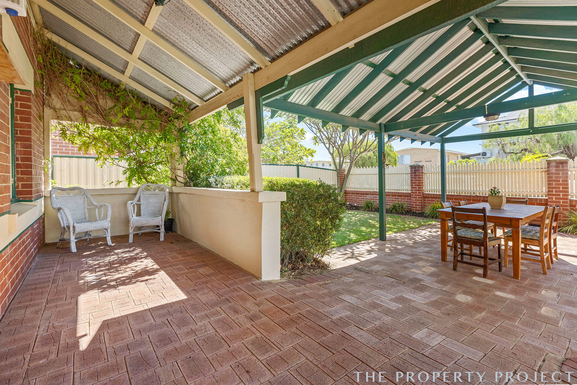 28 Leonard Street Victoria Park WA 6100