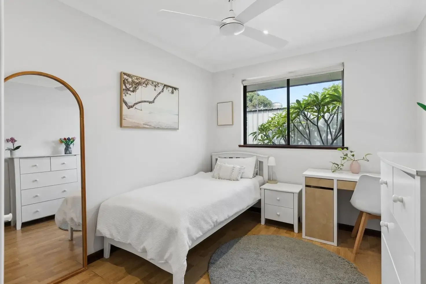 38 Bridgewater Dr Kallaroo WA 6025