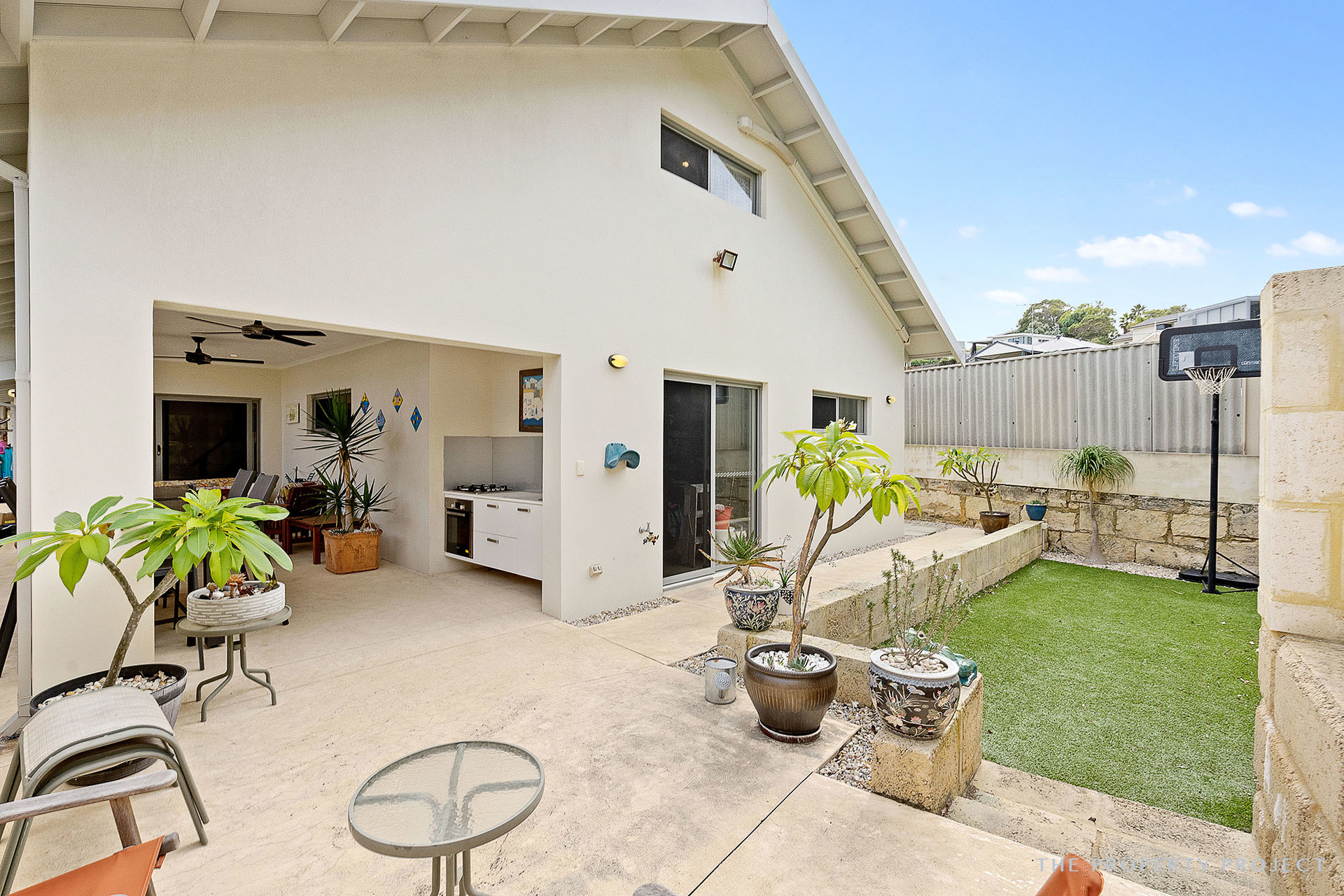 2B Hawkins Avenue Sorrento WA 6020