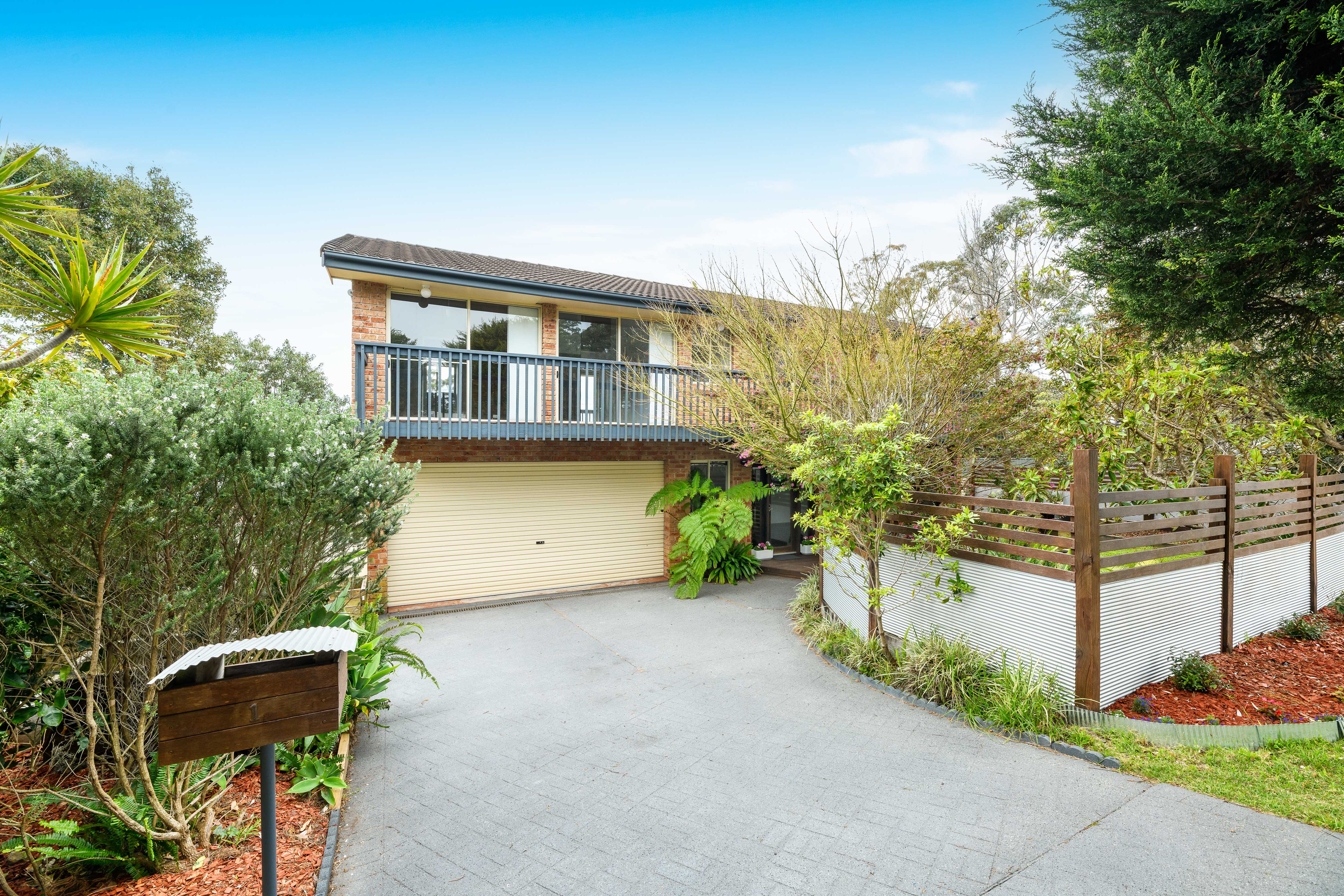 1 Harper Street, HELENSBURGH NSW 2508