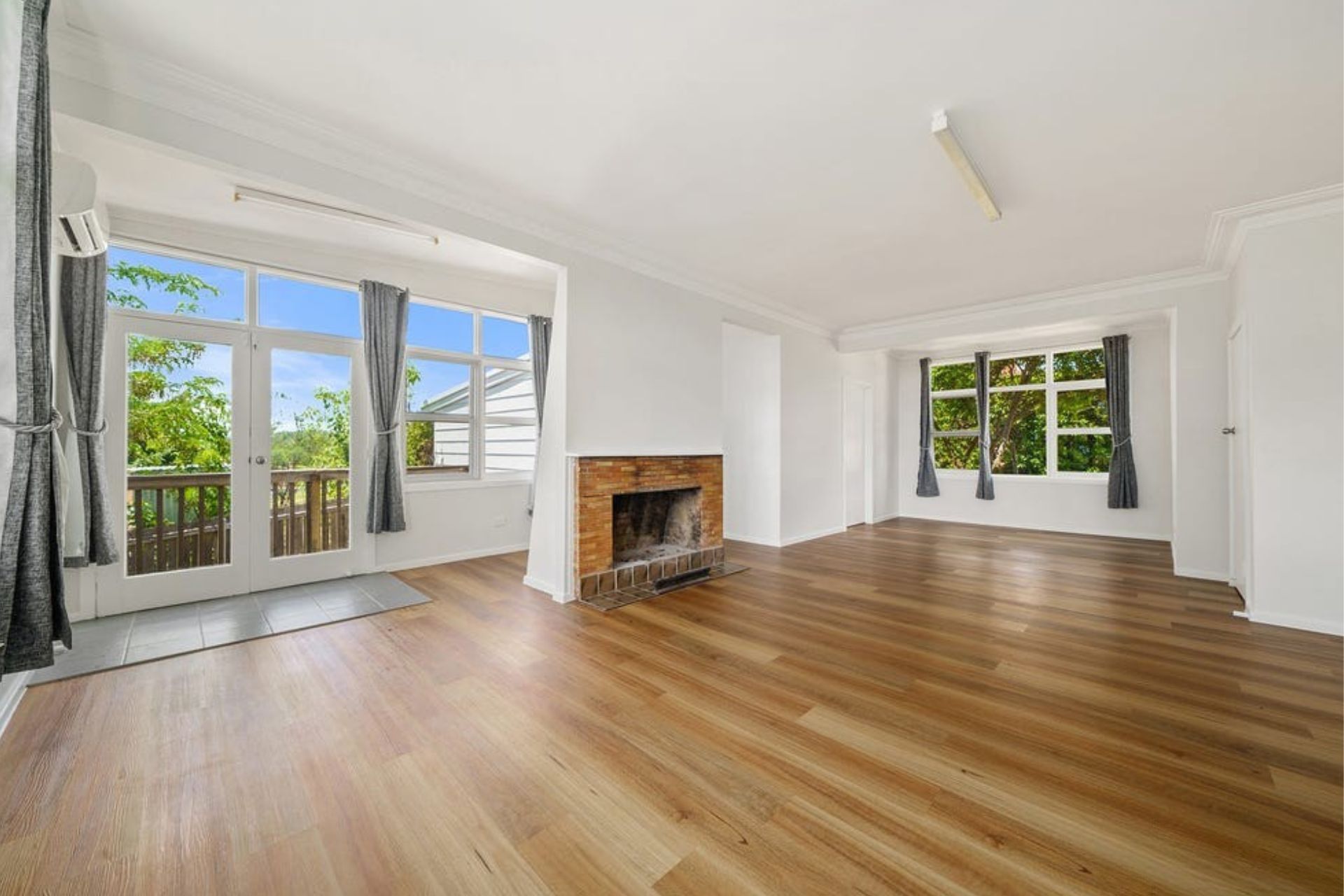 25 Crest Rd, Crestwood, photo 3