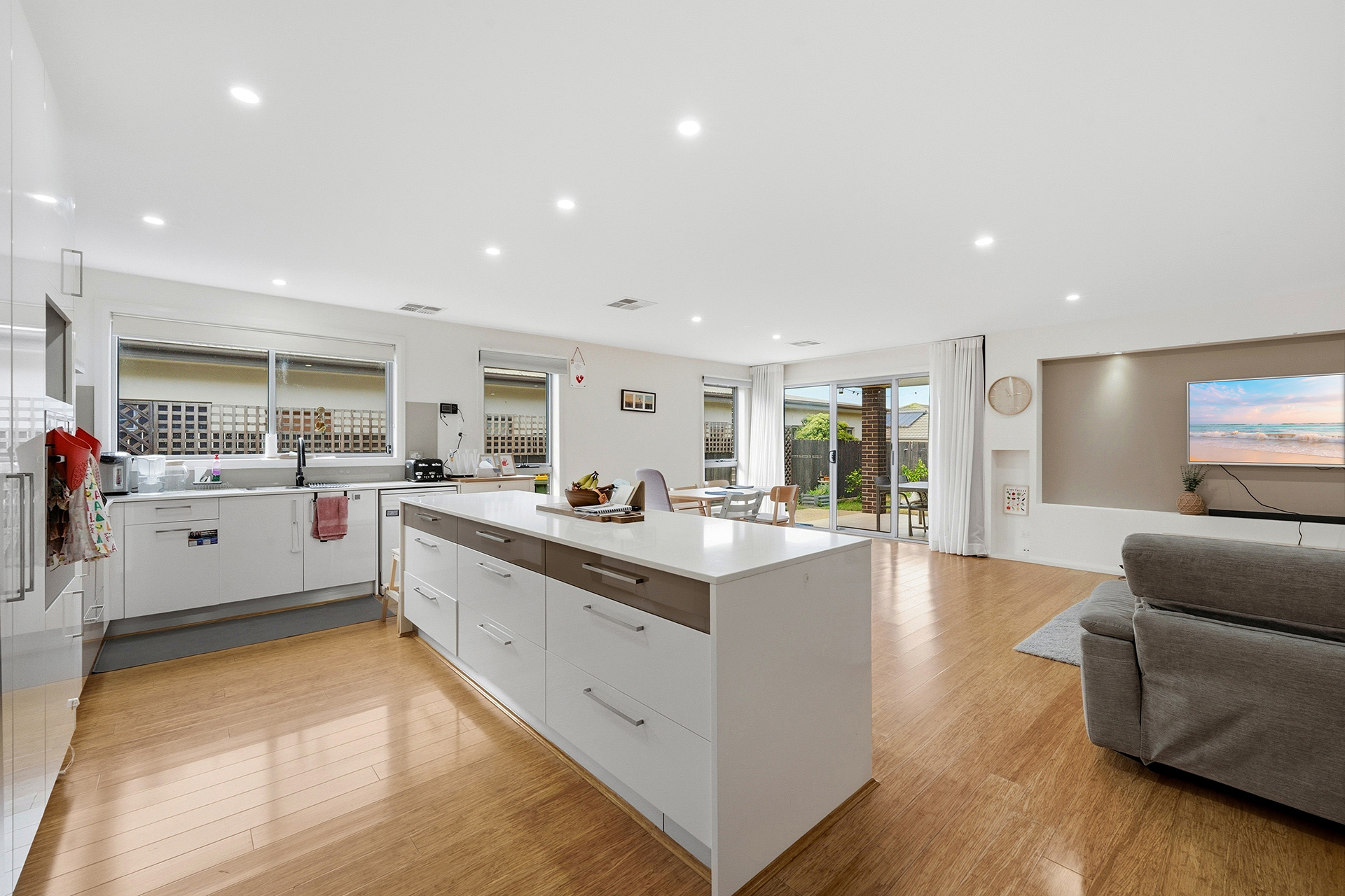 18 Casilda Street, Harrison, photo 6
