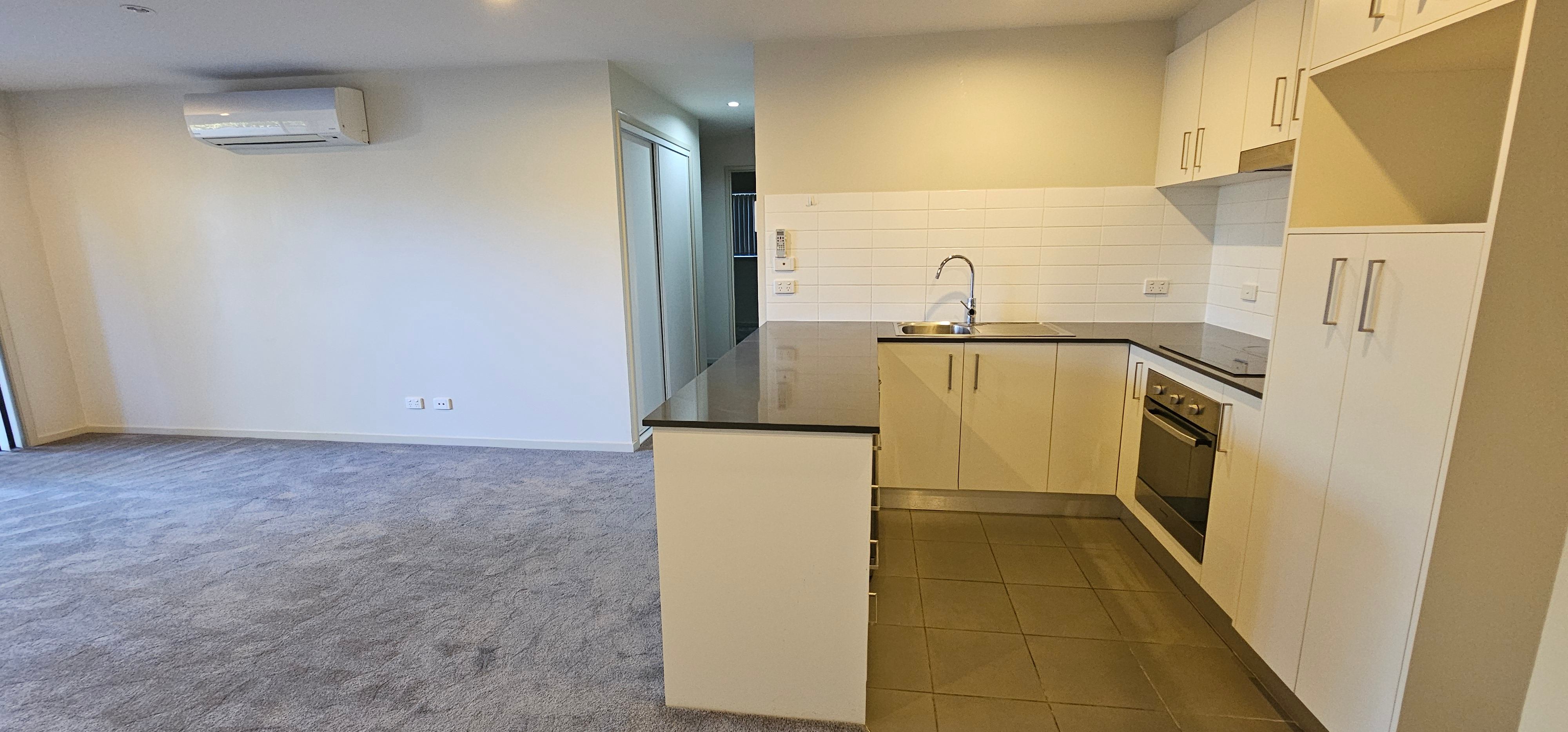 62/100 Henry Kendall St, Franklin, photo 5