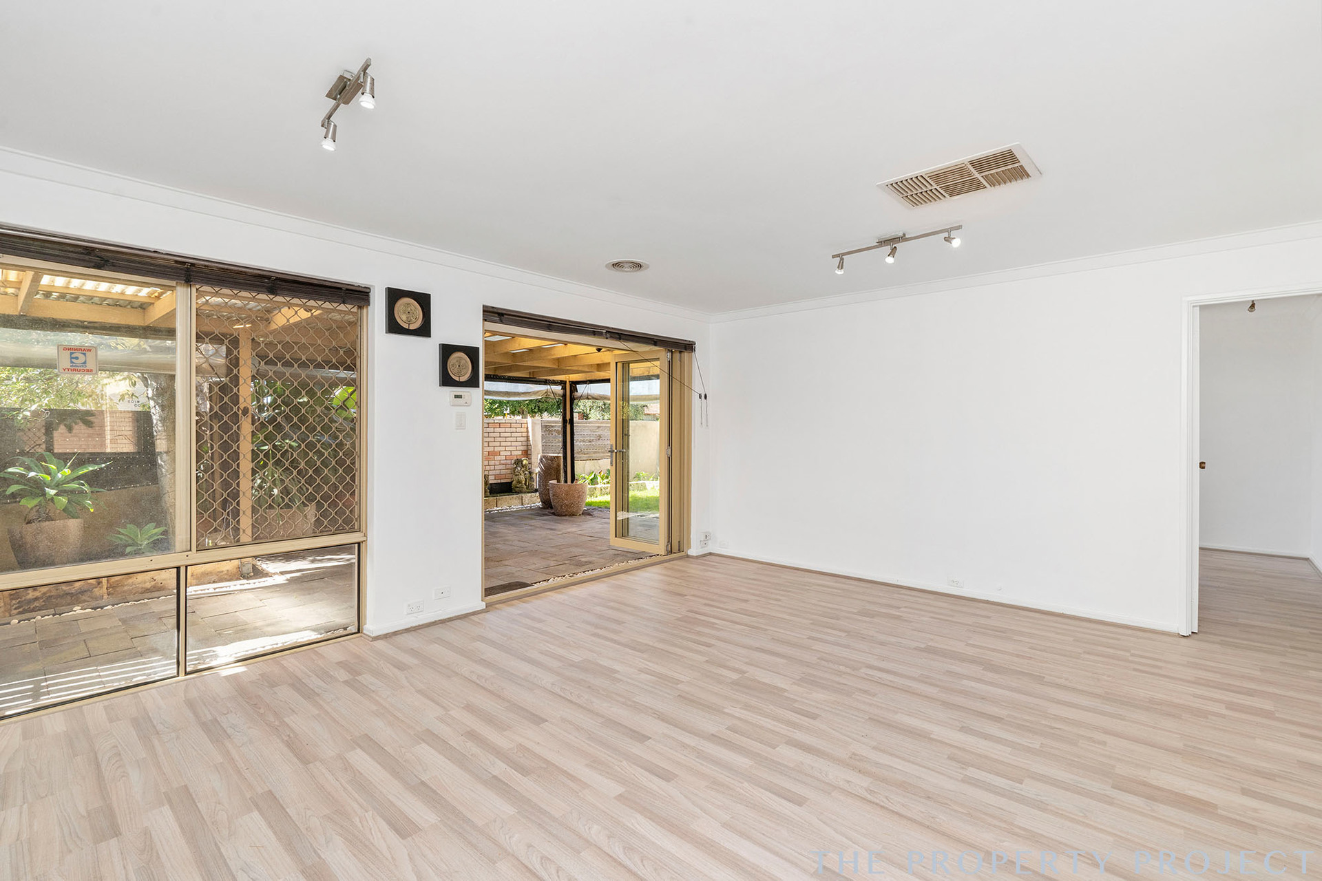 1 161-163 Edinboro Street Joondanna WA 6060