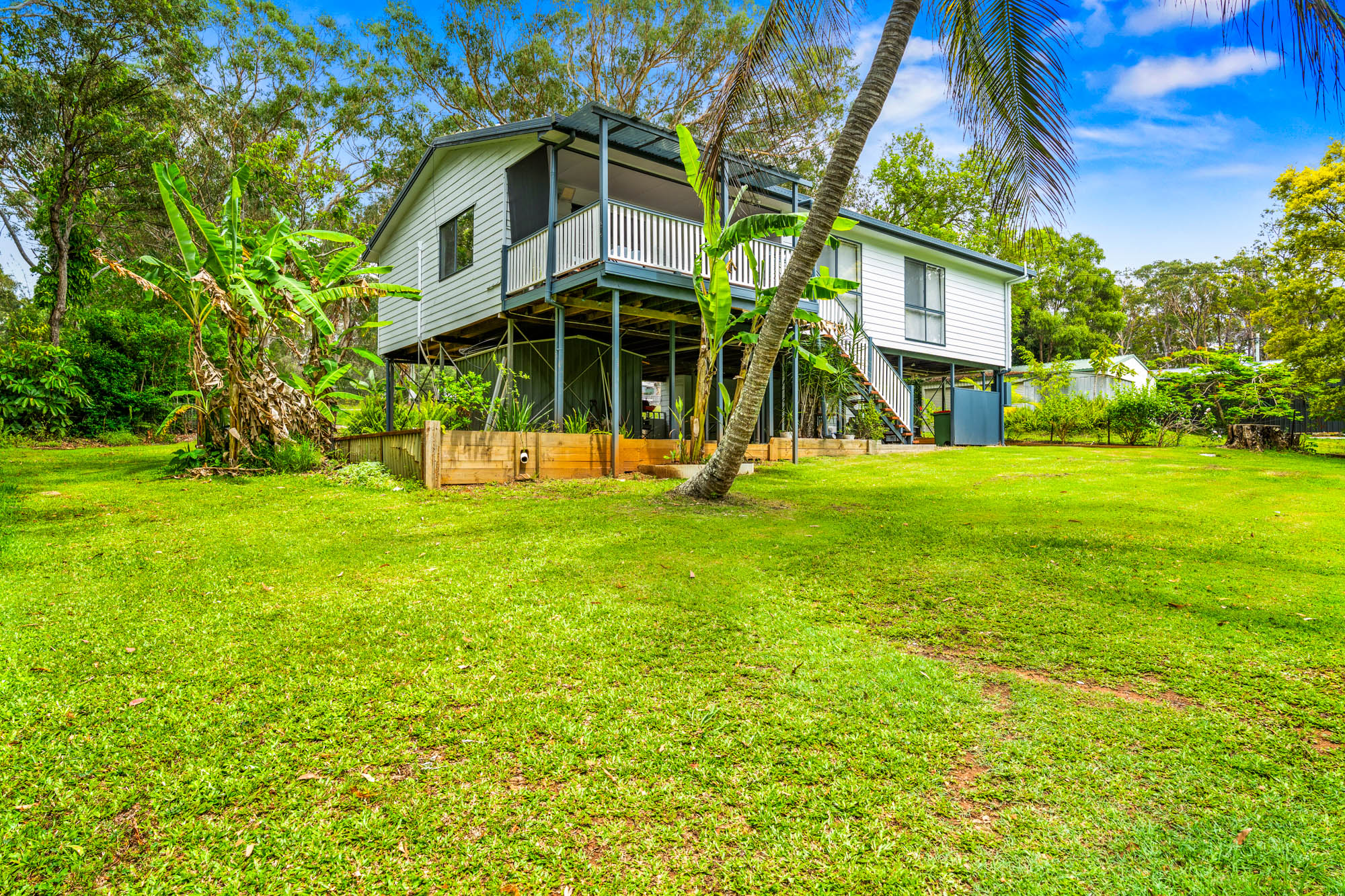 6 Ellis St, RUSSELL ISLAND QLD 4184