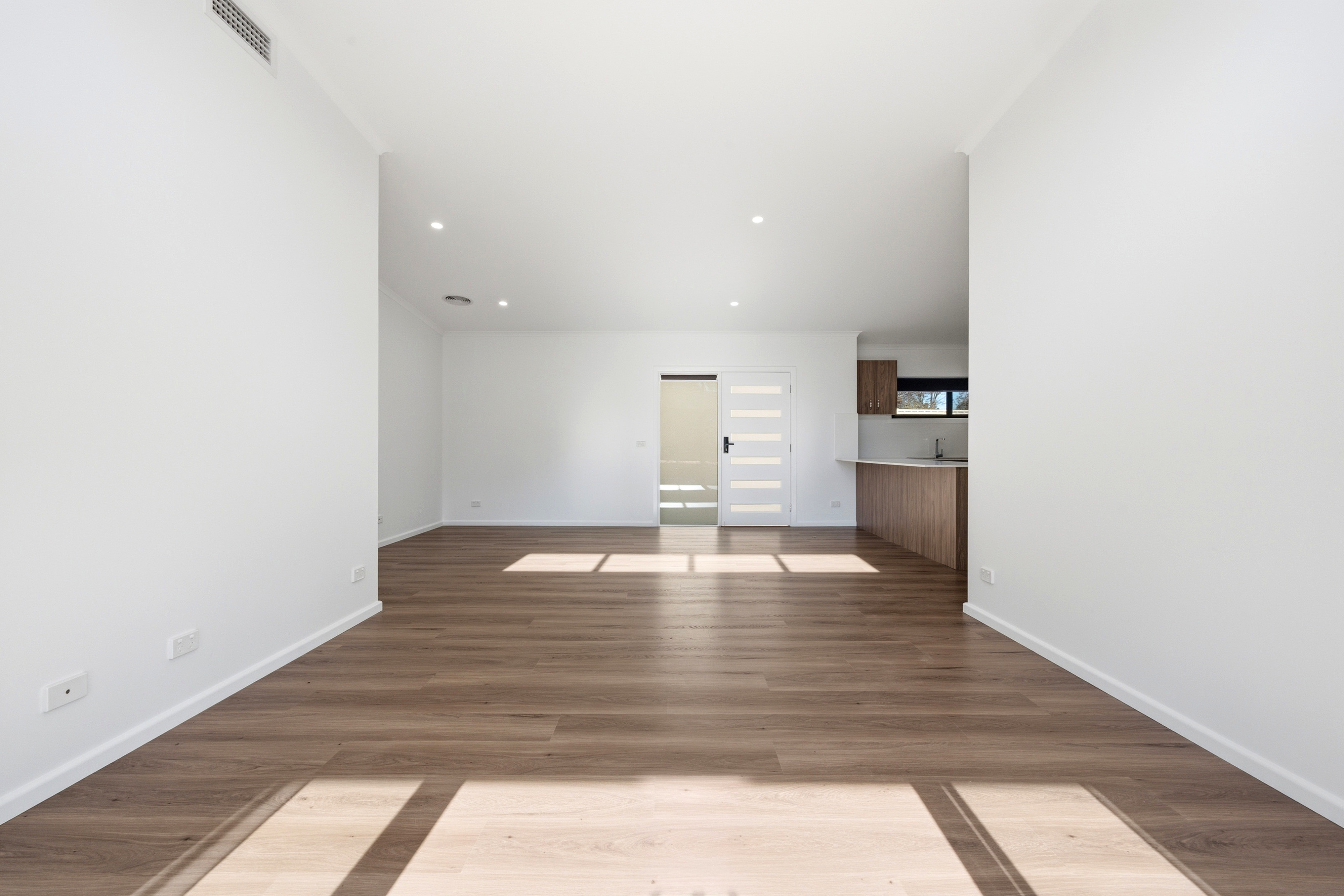 30 George Street, Oaks Estate, photo 7