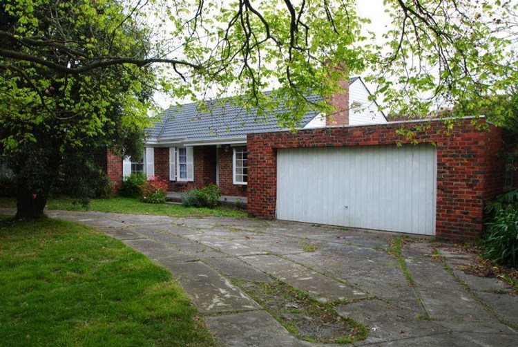 5 Tulip Court, NOTTING HILL VIC 3168