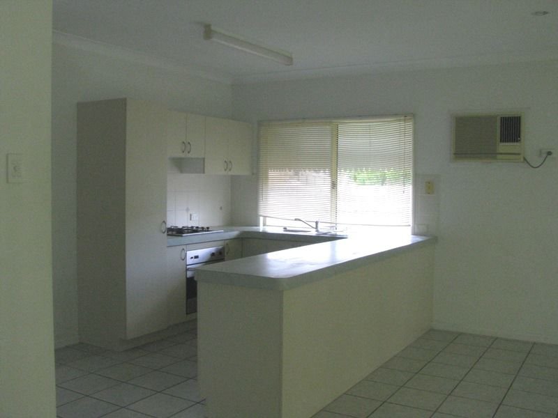60 Regatta Crescent, DOUGLAS QLD 4814
