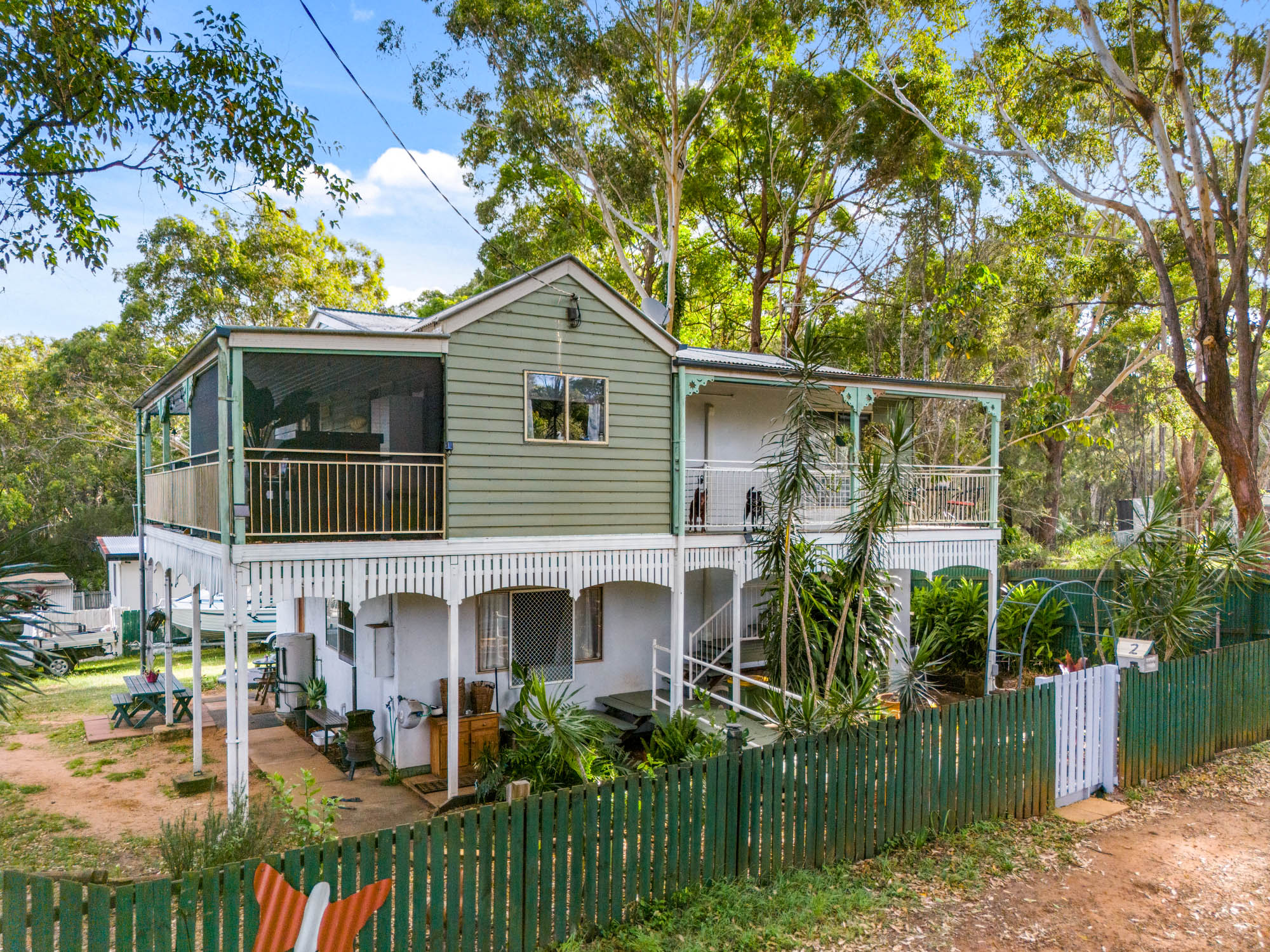 2 Bradman Street, RUSSELL ISLAND QLD 4184