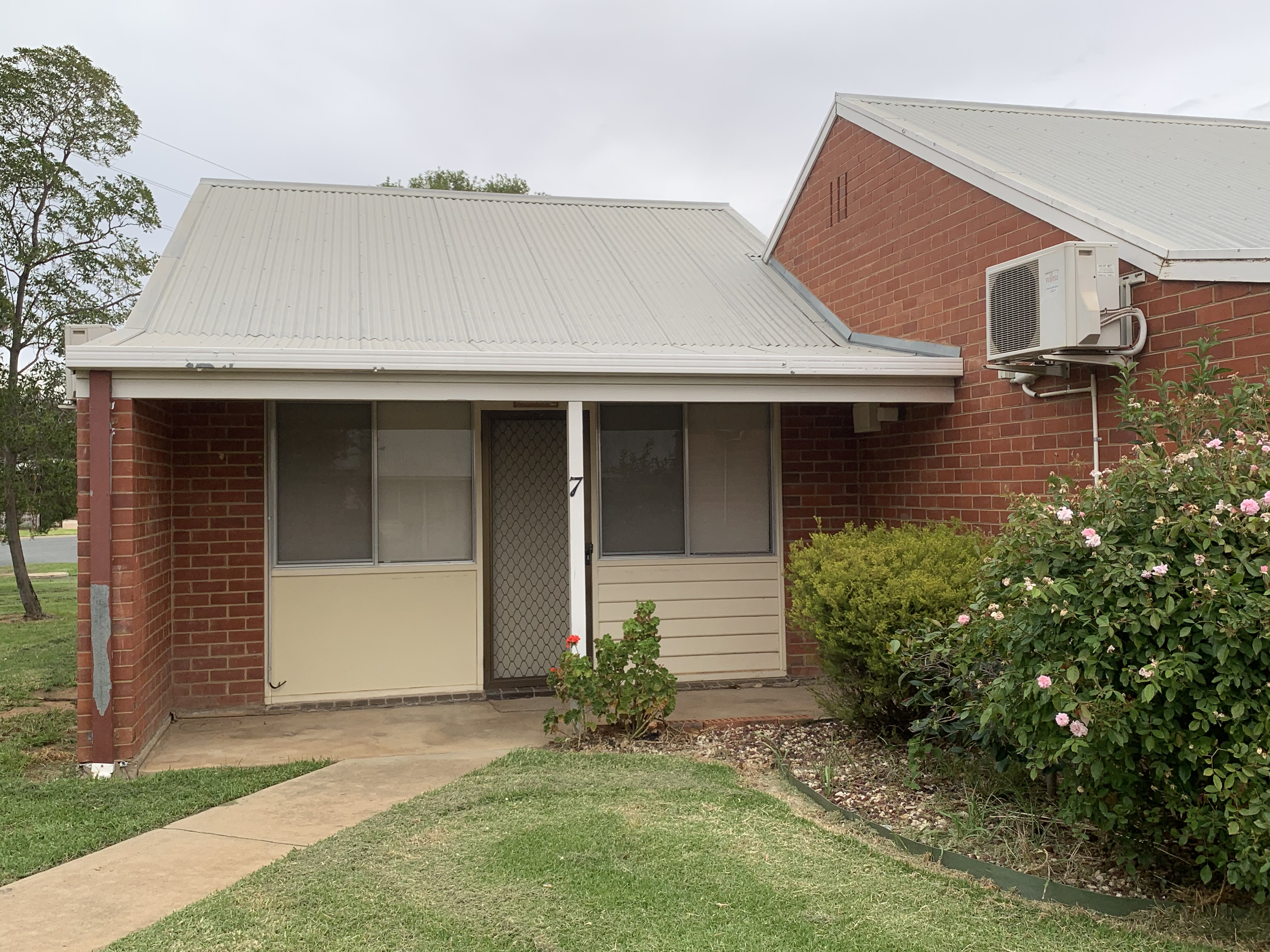 7 / 424-426 Poictiers st, DENILIQUIN NSW 2710