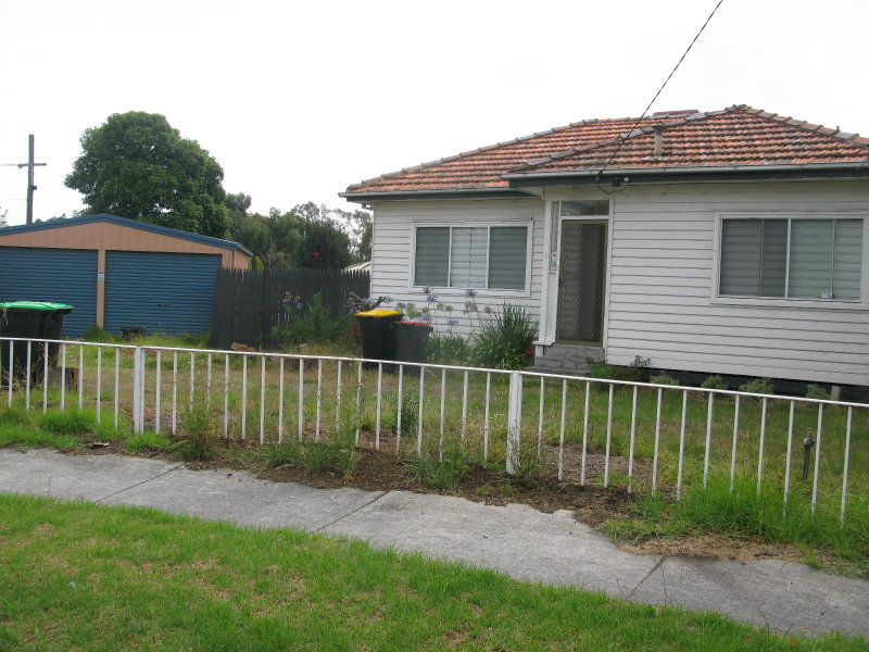 4 Bronwyn Court, CLAYTON SOUTH VIC 3169