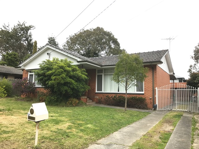 4 Bass Court, MOUNT WAVERLEY VIC 3149