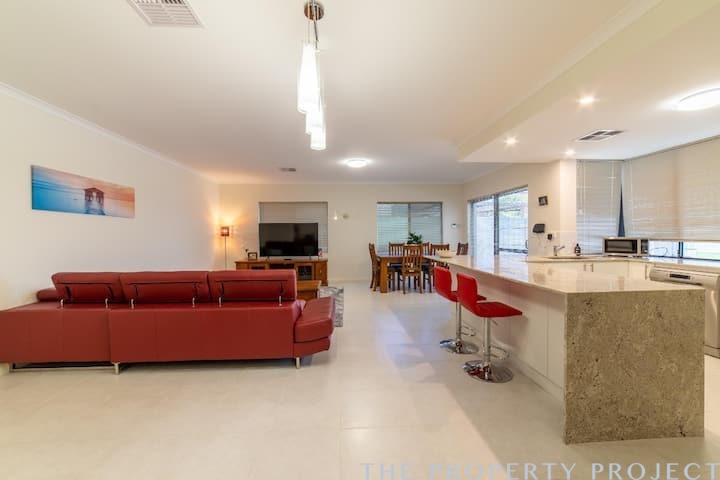 48 Bath Road Morley WA 6062