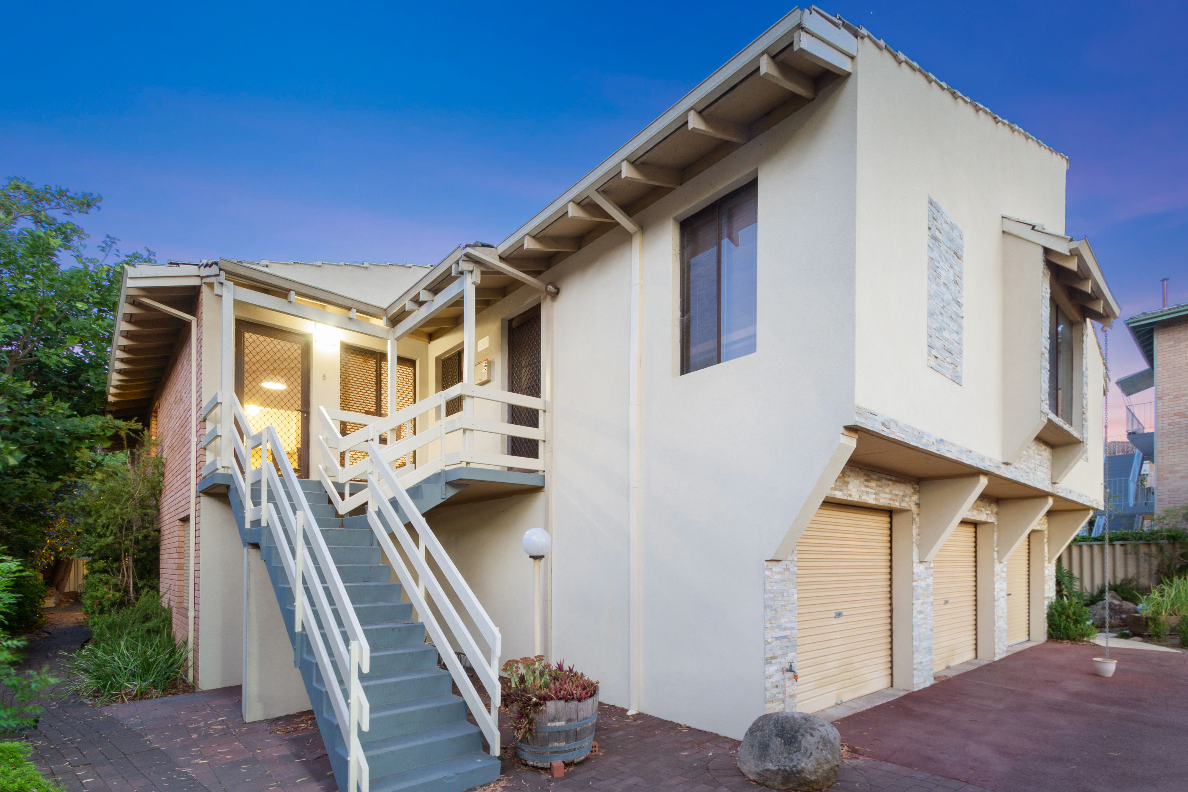 5 160 Broadway Crawley WA 6009
