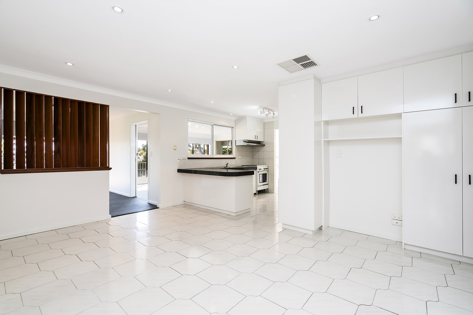 28 Pinnaroo Drive Padbury WA 6025