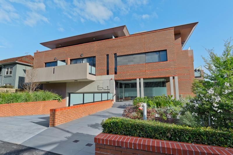 4 / 64 Riversdale Road, HAWTHORN VIC 3122