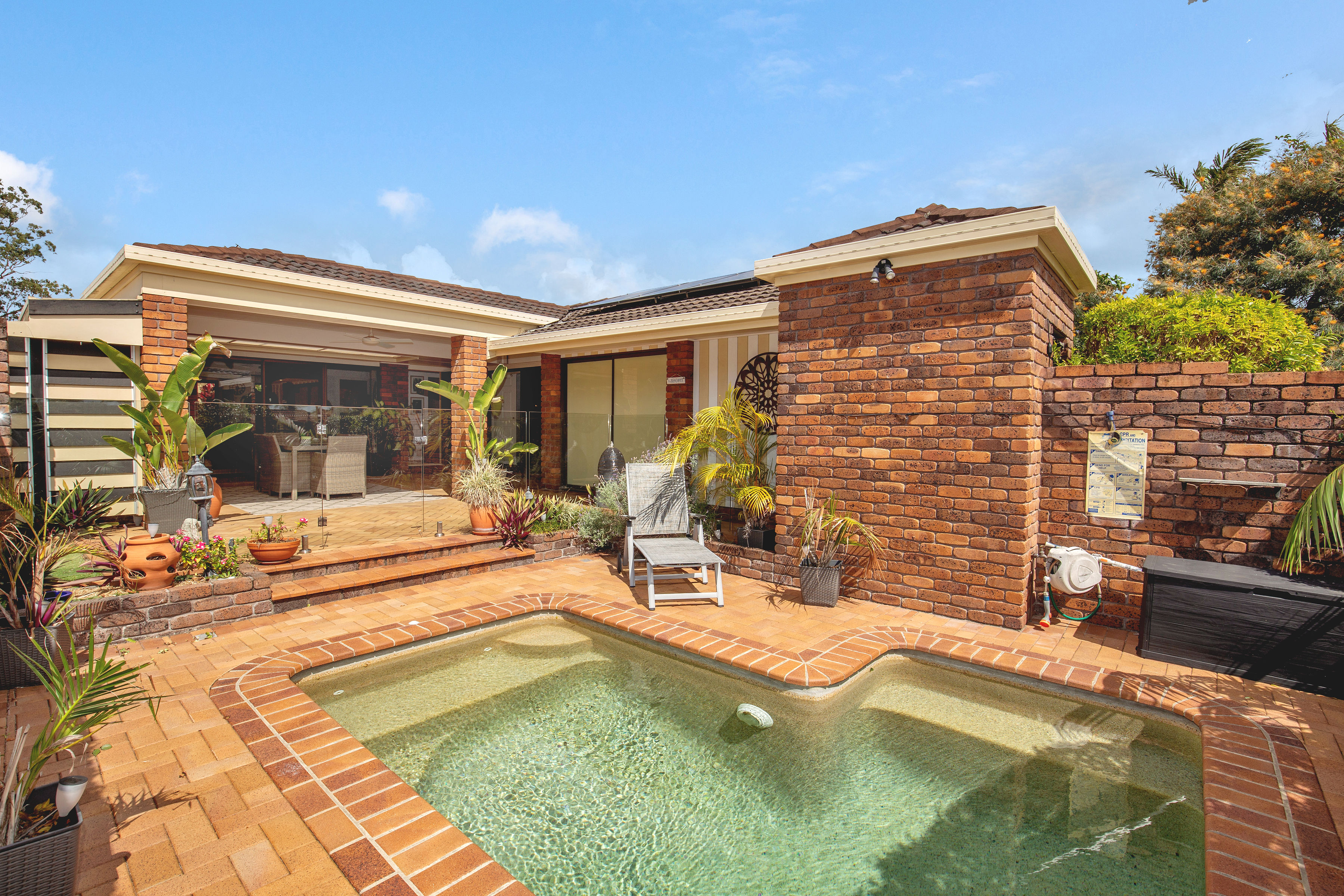 5 Roseville Court, ROBINA QLD 4226