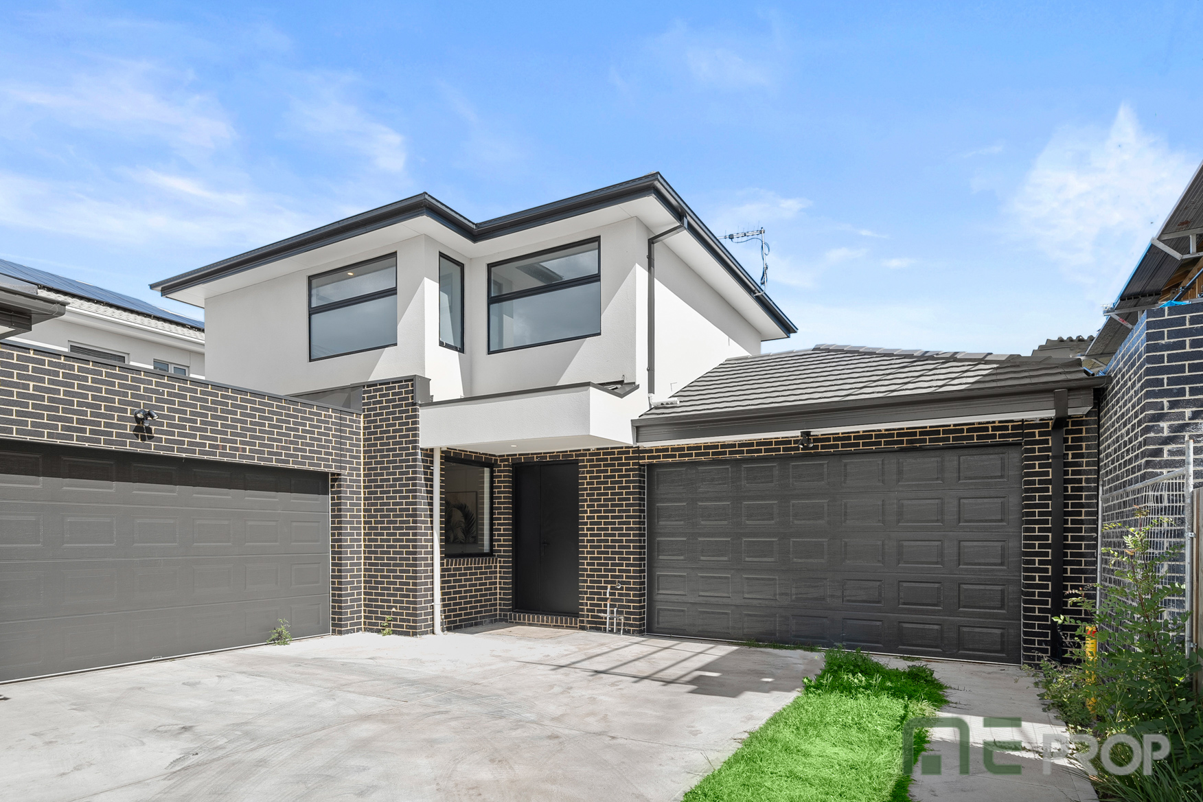 2 / 1064 North Road, BENTLEIGH EAST VIC 3165