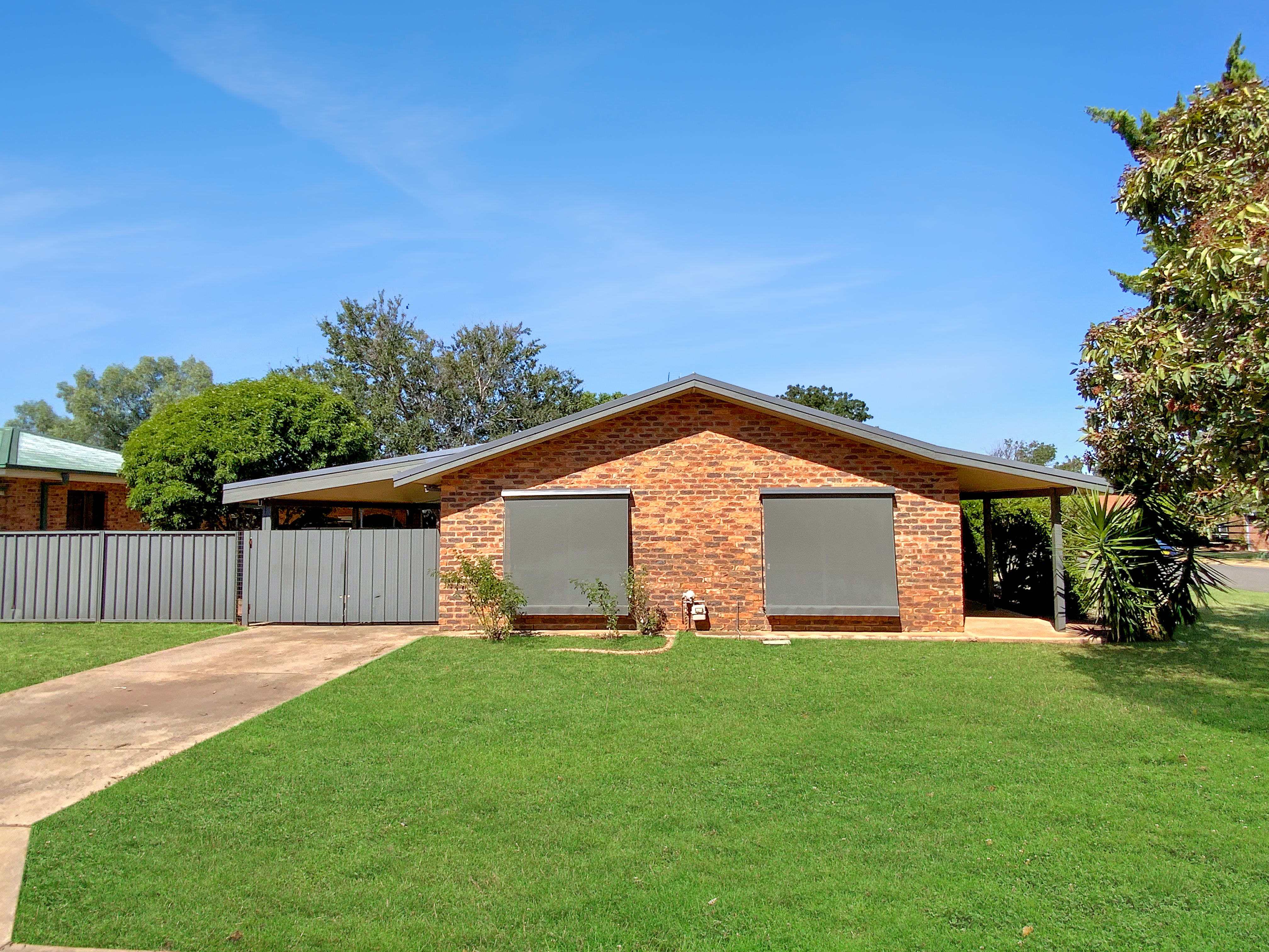 2 Dover  Street, FORBES NSW 2871