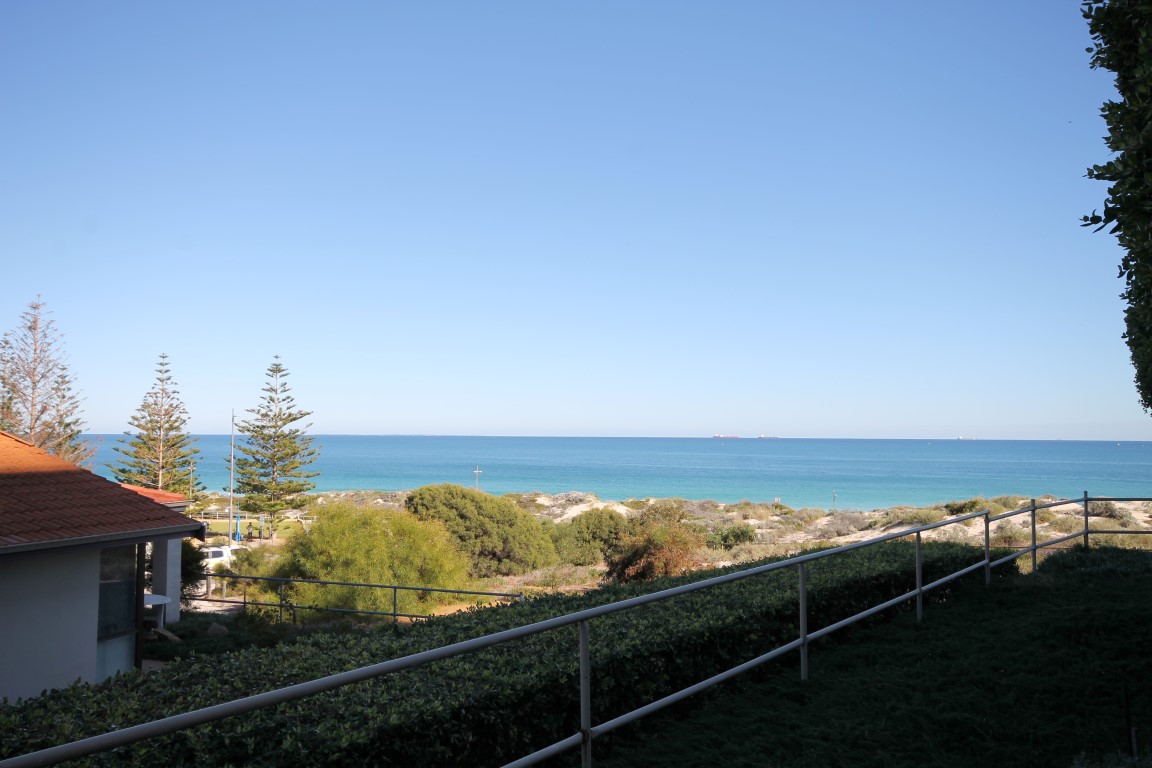 2 / 1 Reserve Street, SCARBOROUGH WA 6019