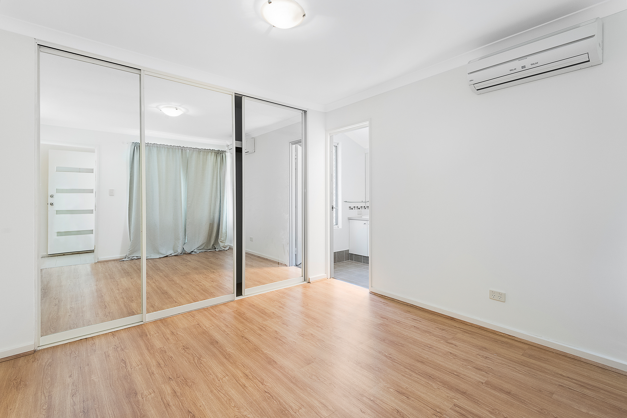 60C Winchelsea Road Nollamara WA 6061