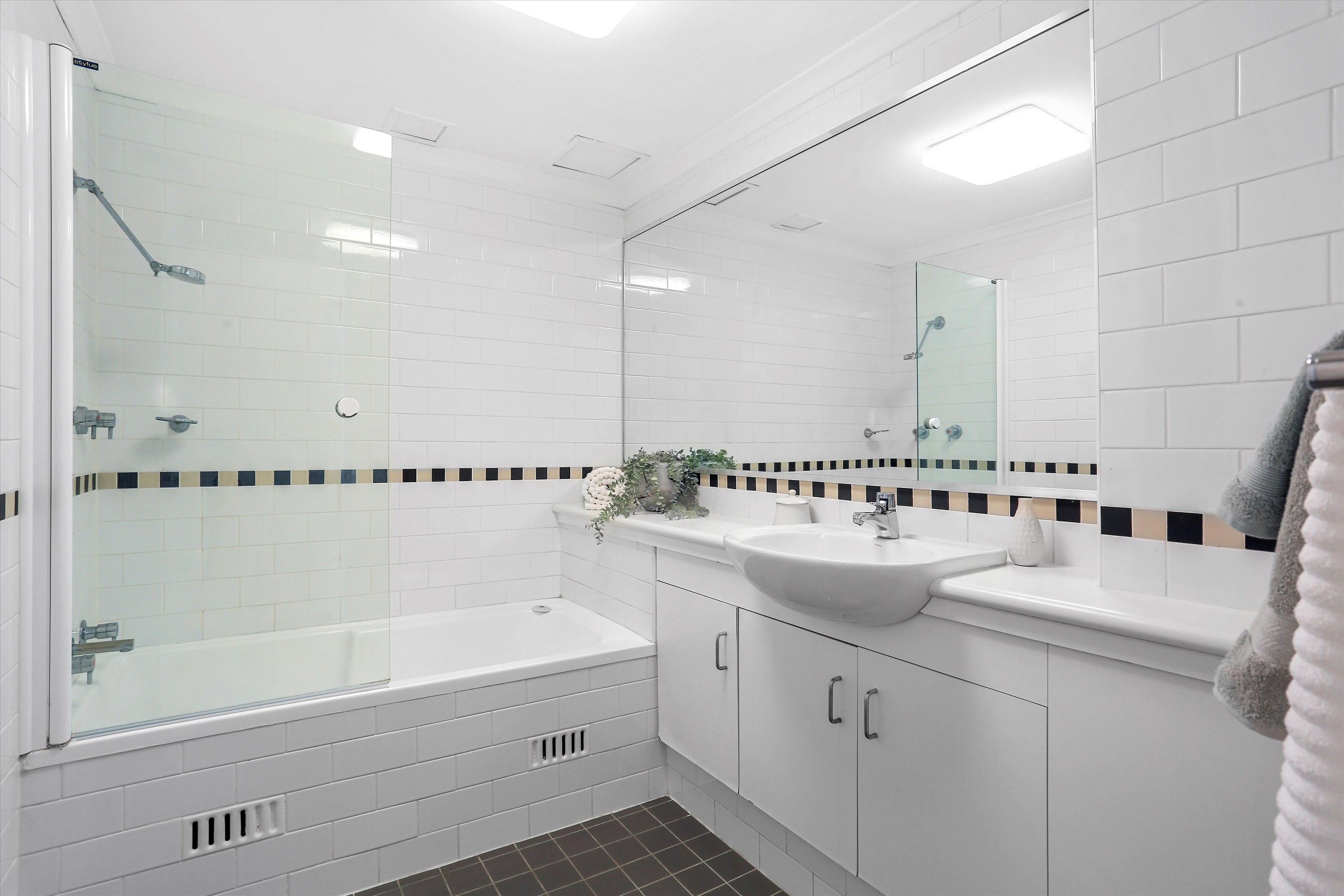 B708/780 Bourke Street, Redfern Leased by The Gallery Real Estate - image 18