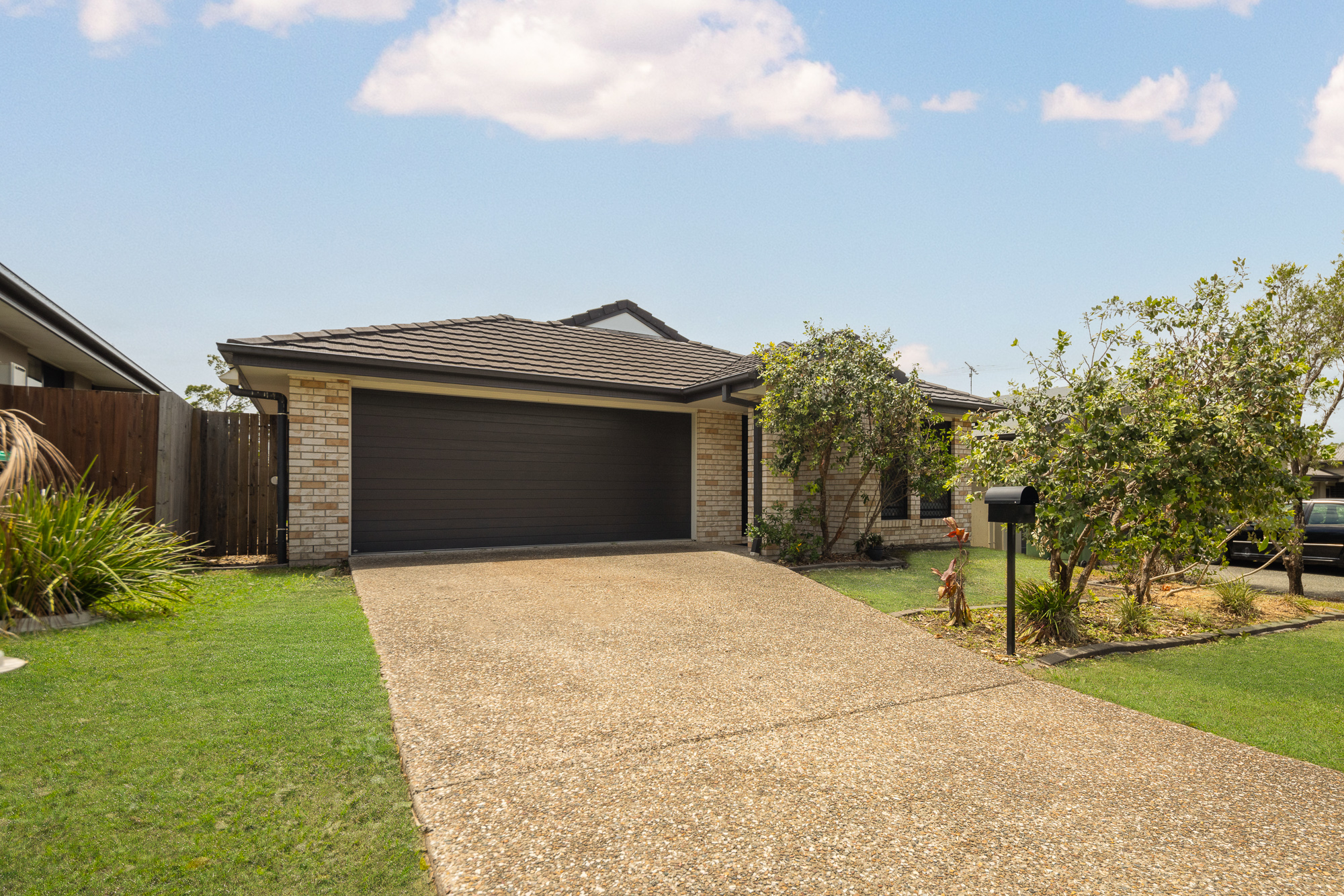 11 Christopher Street, PIMPAMA QLD 4209