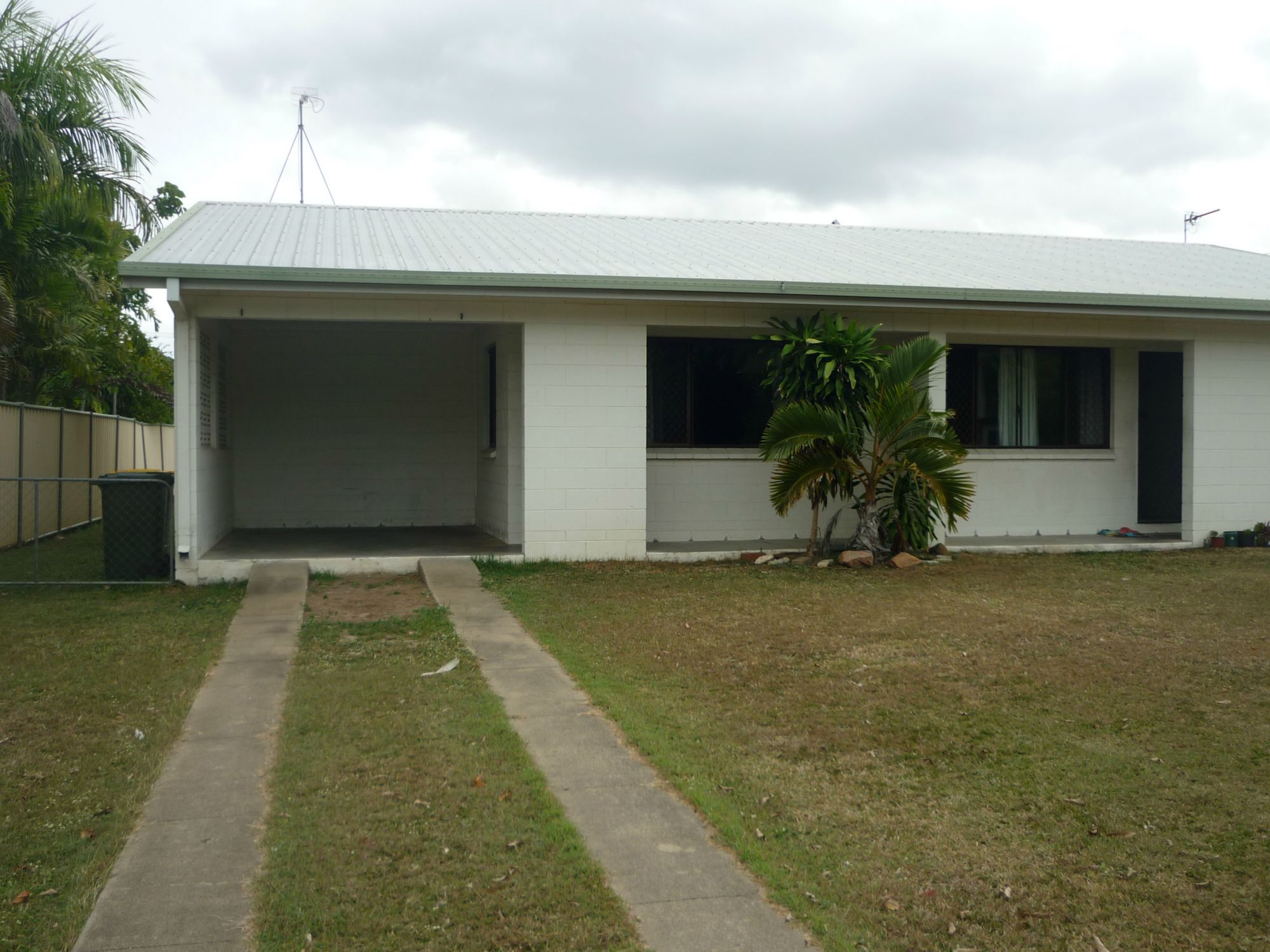 1 / 223 Pinnacle Drive, RASMUSSEN QLD 4815
