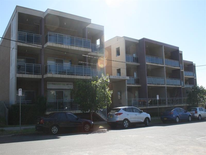 21 / 7-9 King St, CAMPBELLTOWN NSW 2560