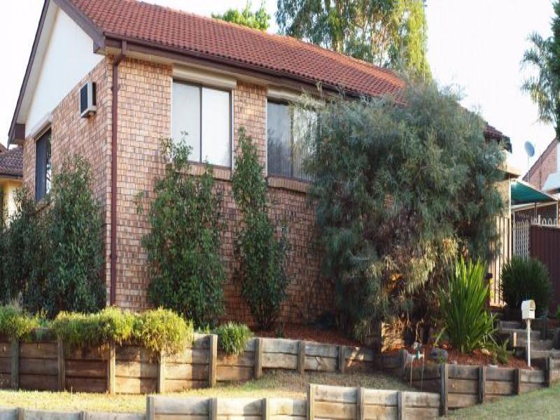 19 Queenscliff Dr, WOODBINE NSW 2560